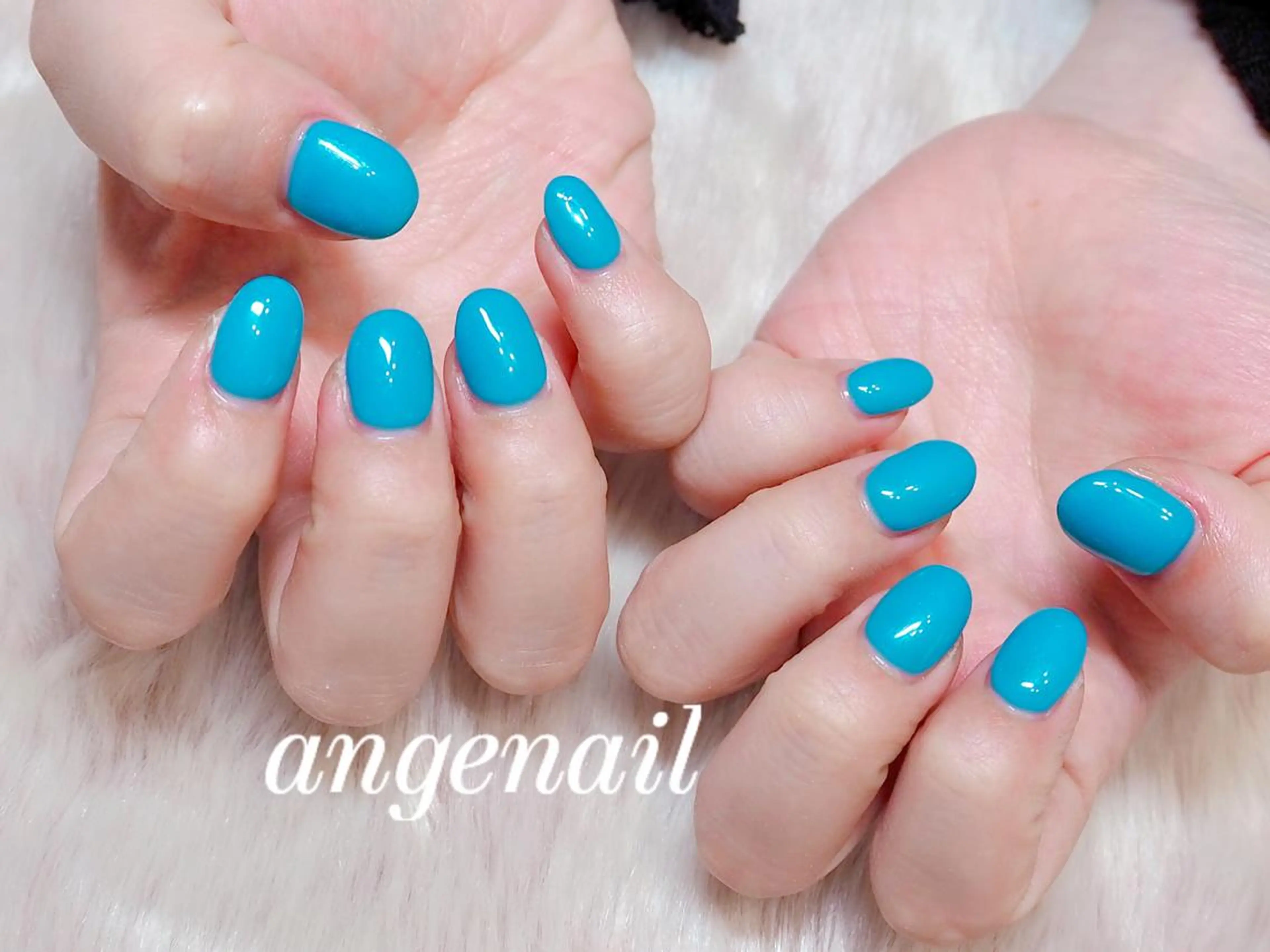 ネイル ハンドネイル オーナーネイリスト MAKIのネイルデザイン