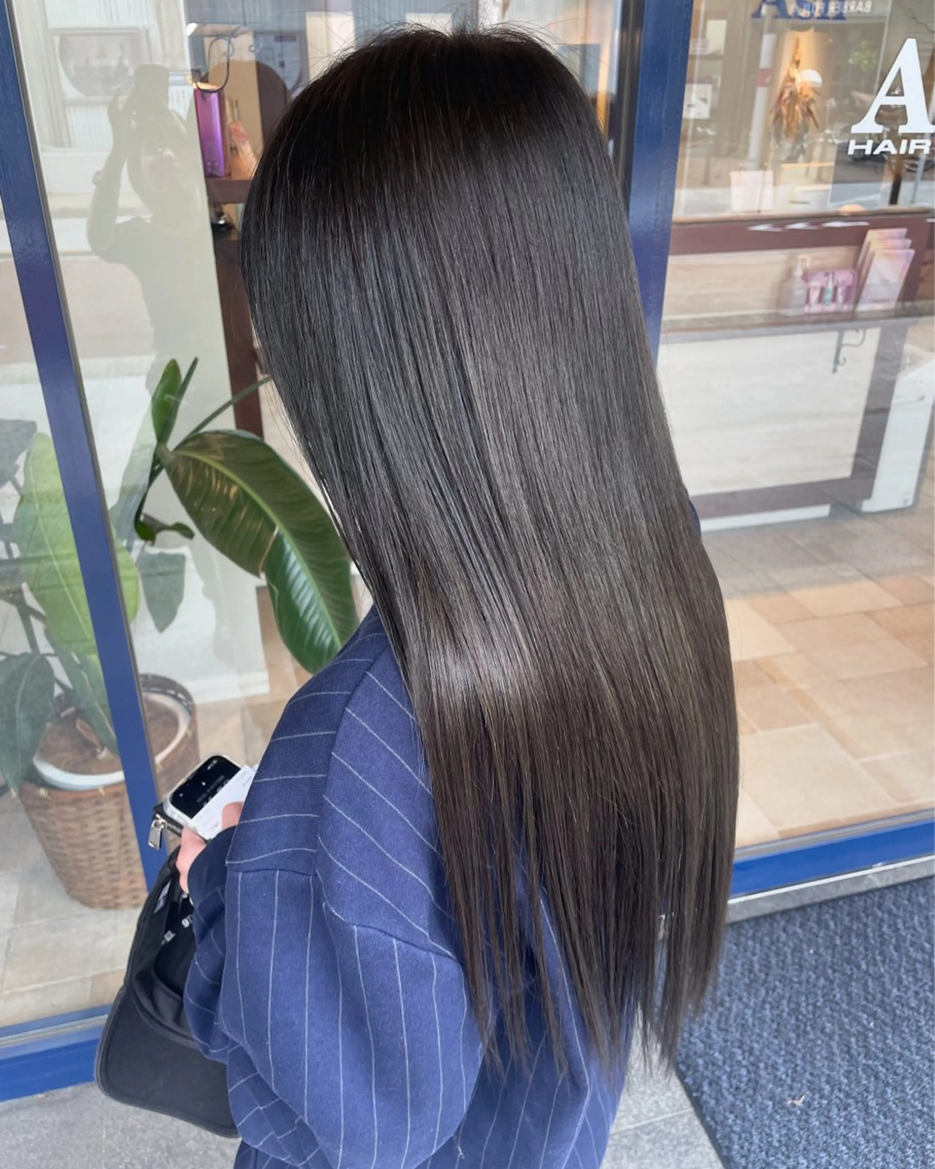 カット+透明感つやカラー+Aujua4stepトリートメント《3月平日限定》の写真