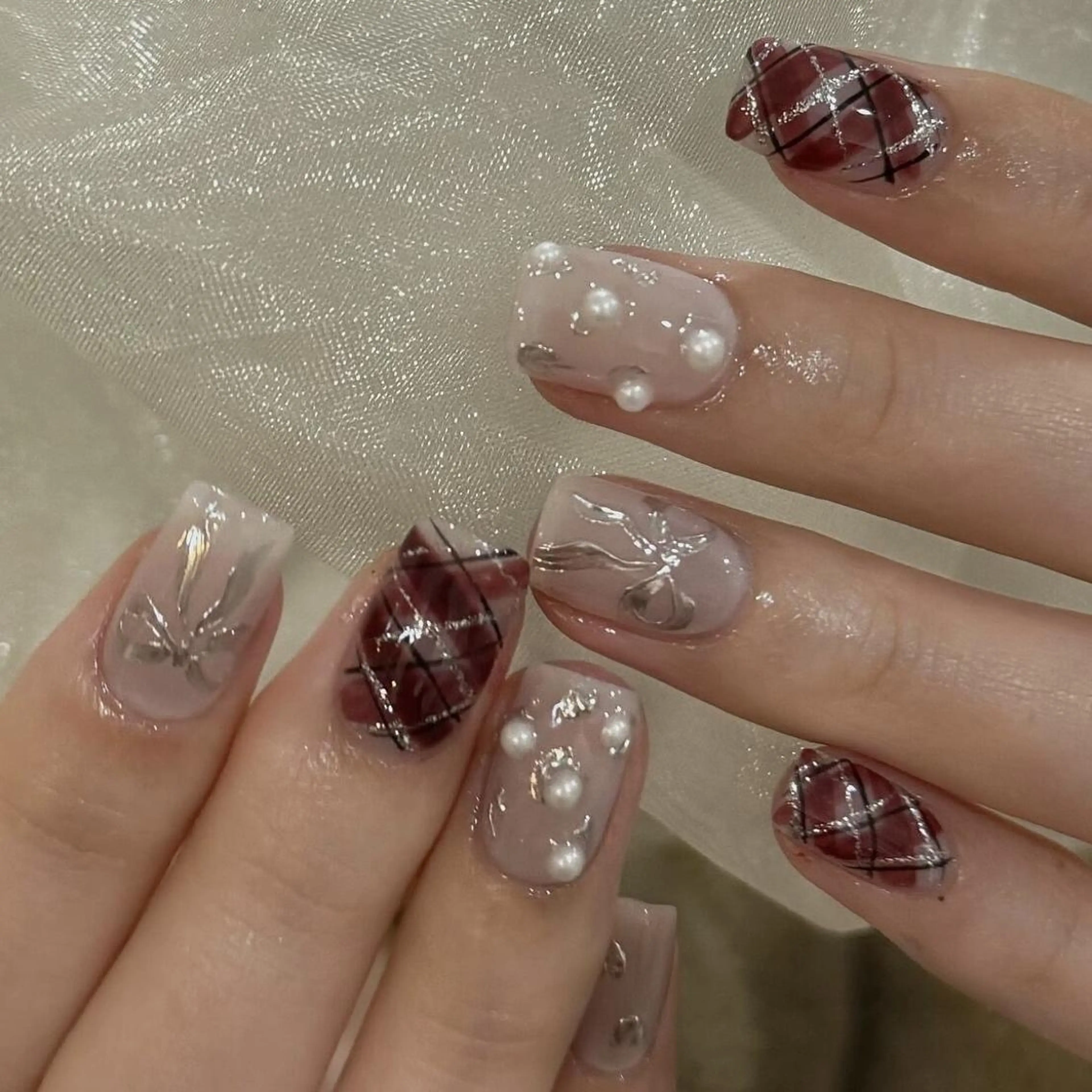 ネイル ハンドネイル ハンドケア 🍑 momo_nailのネイルデザイン