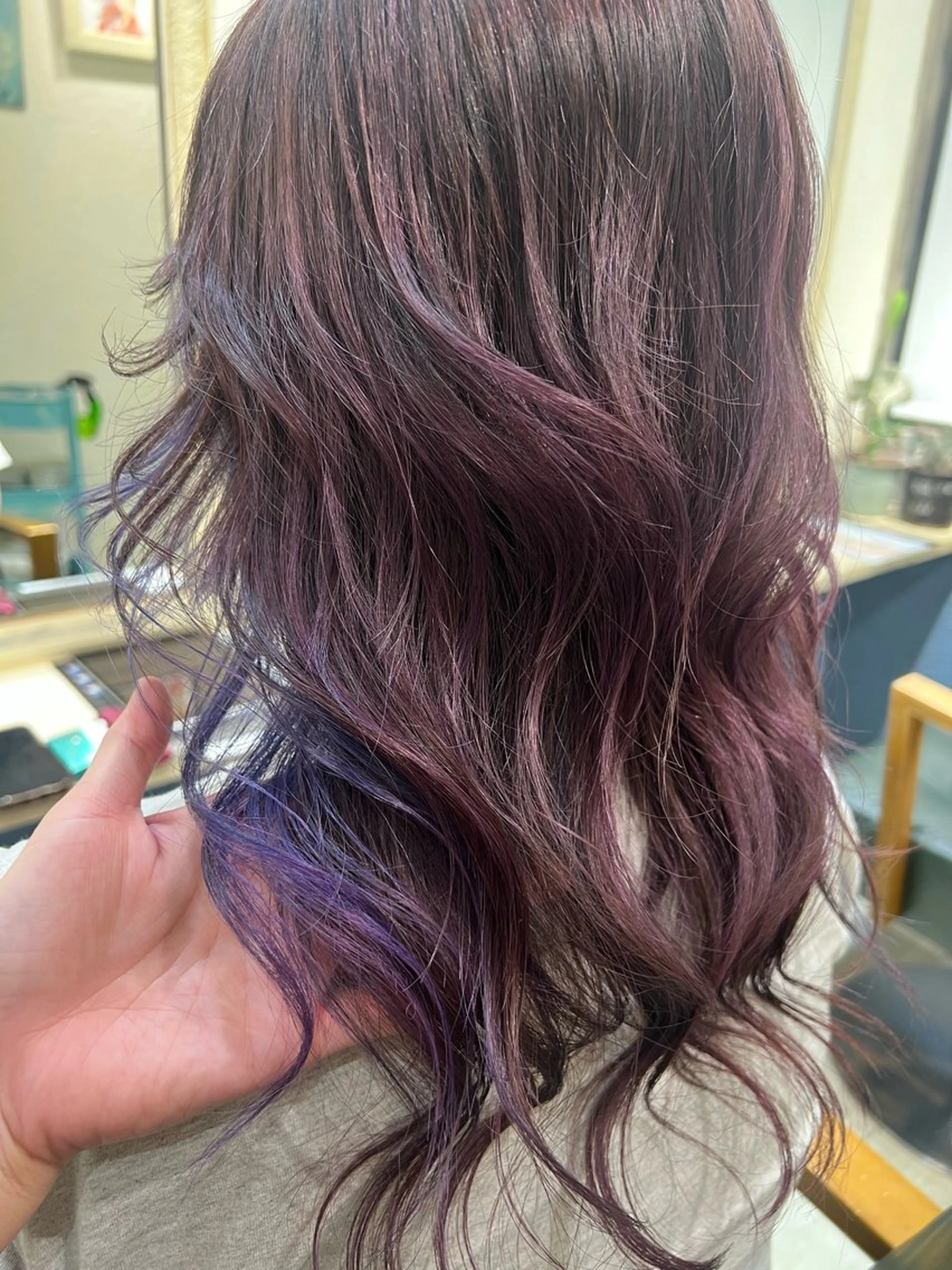 セミロング カラー たけかわ みずきのヘアスタイル