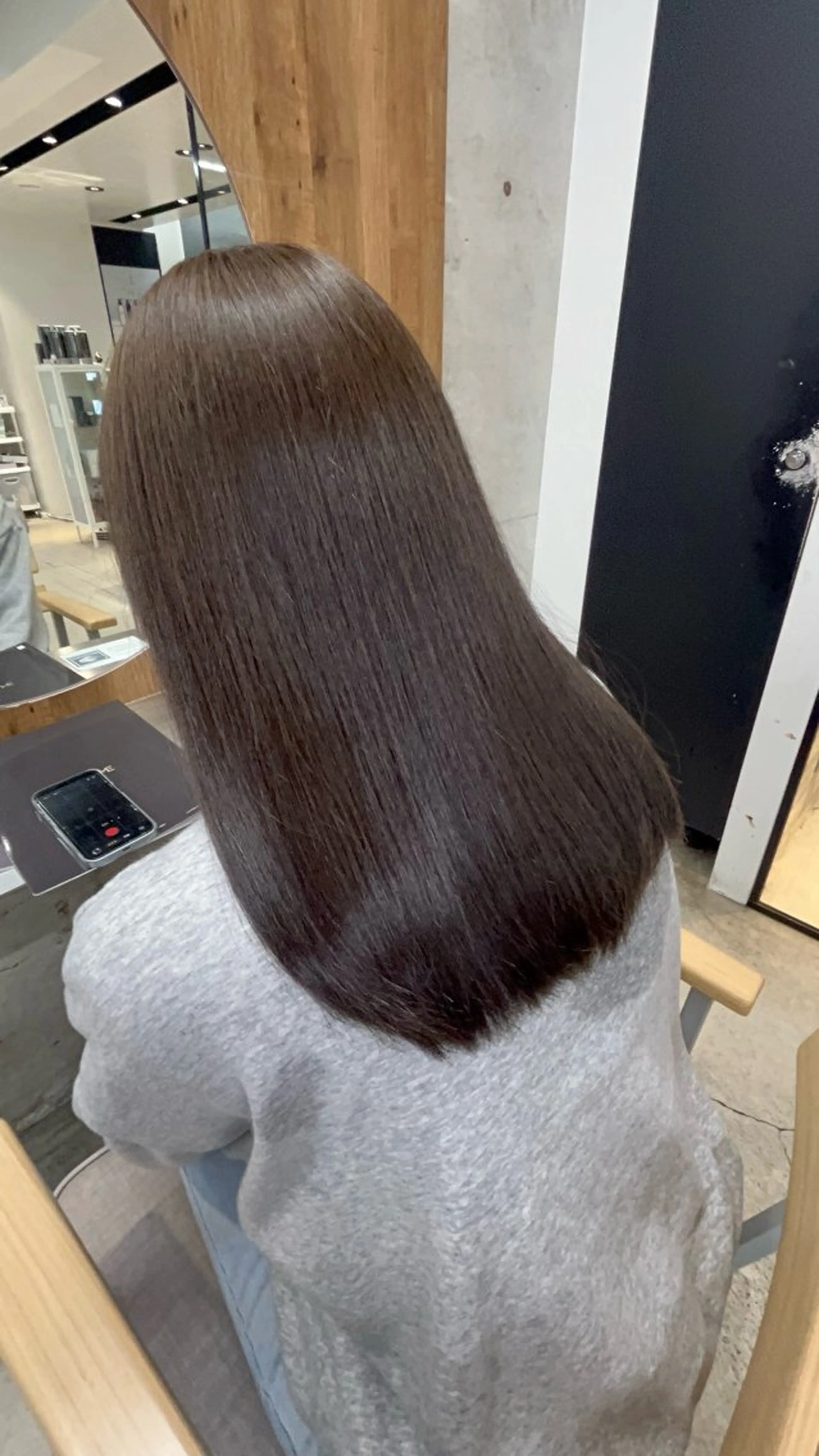 セミロング カット 縮毛矯正 トリートメント 透明感カラー/ ブリーチ/💓パタオのヘアスタイル