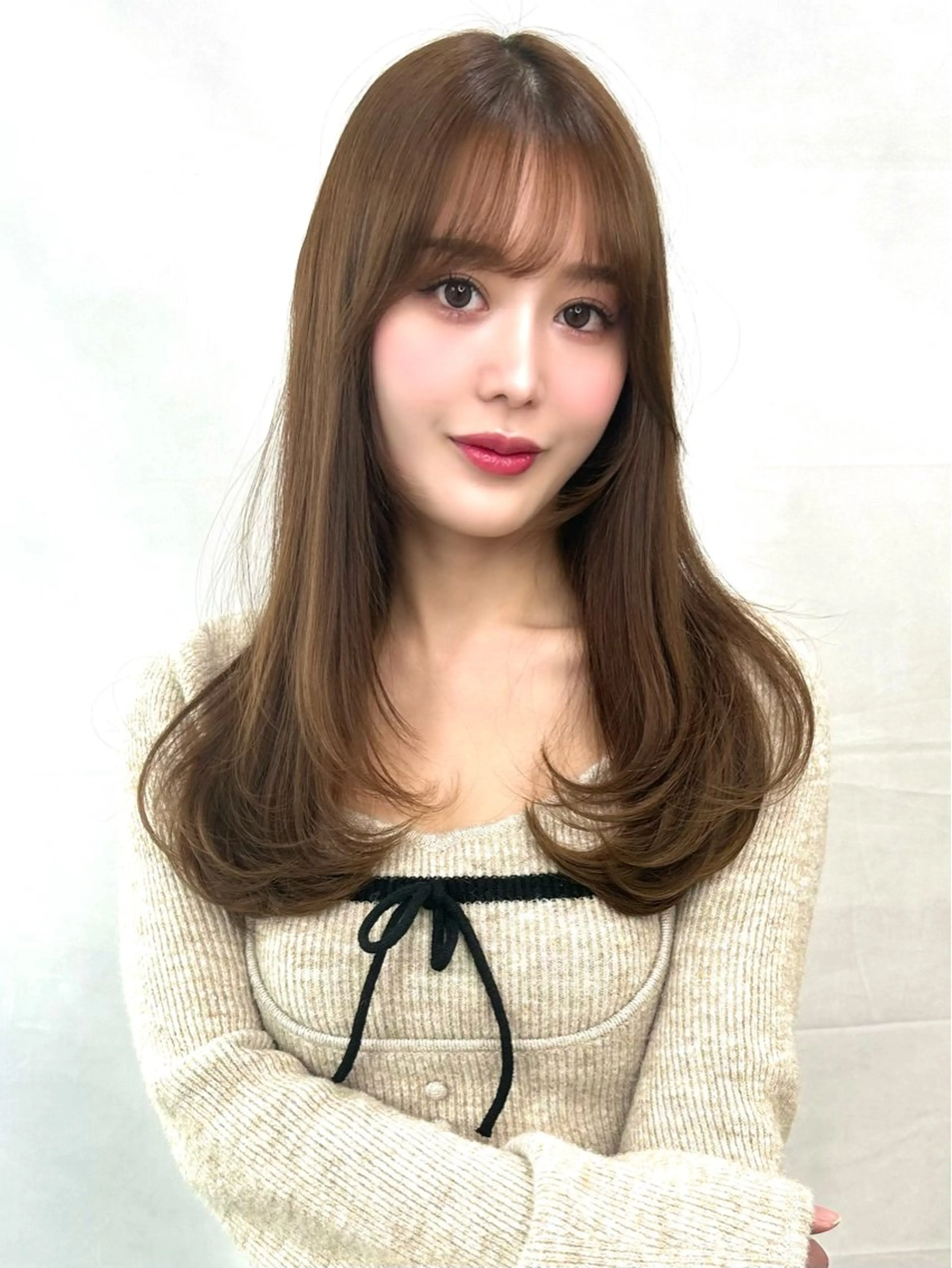 セミロング 顔まわりレイヤー レイヤーカット カット ヘアカラー トリートメント コテ巻き風パーマ💛 池袋のヘアスタイル