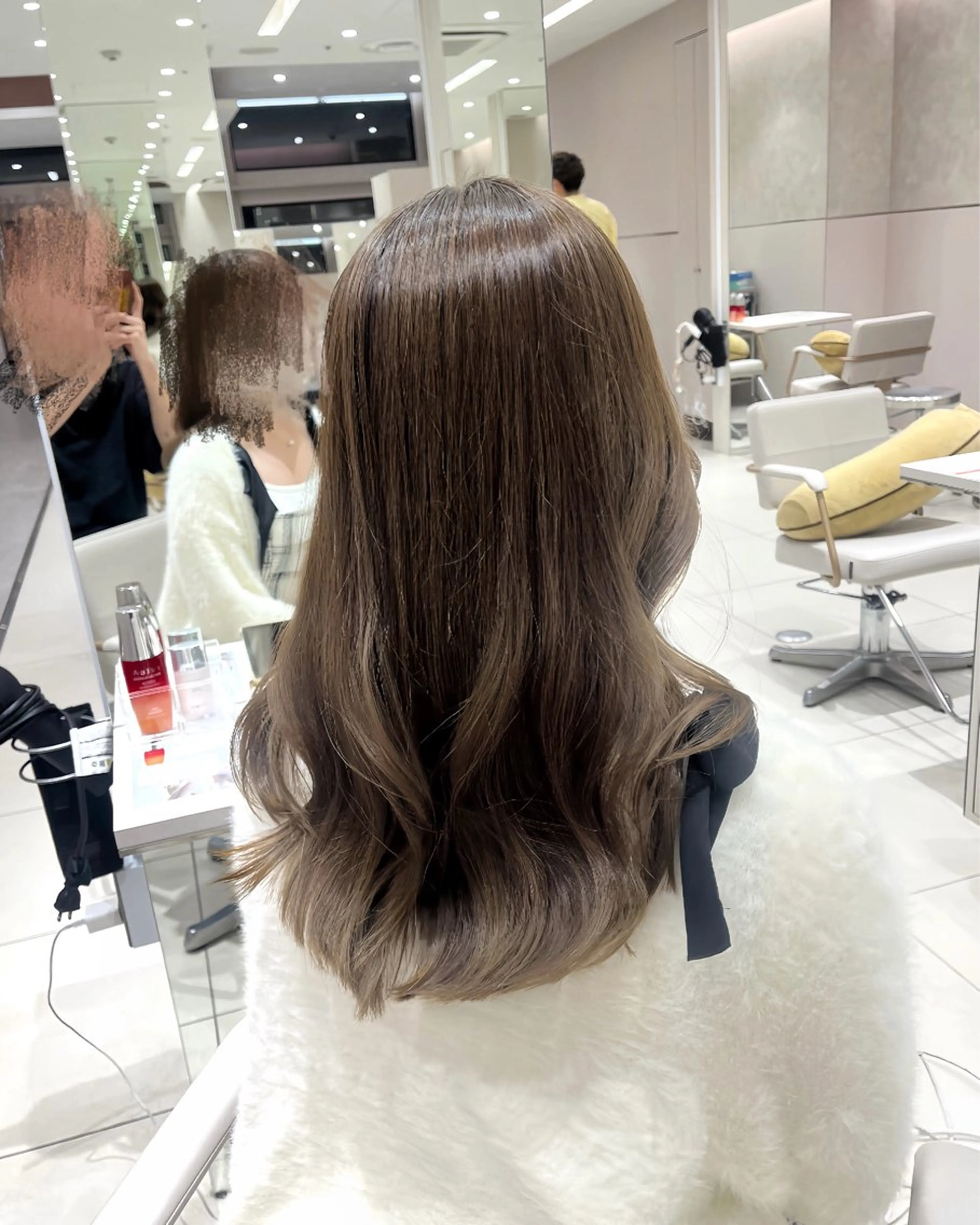 ロング 赤み消し透明感カラー 似合わせ前髪柴田礼空のヘアスタイル