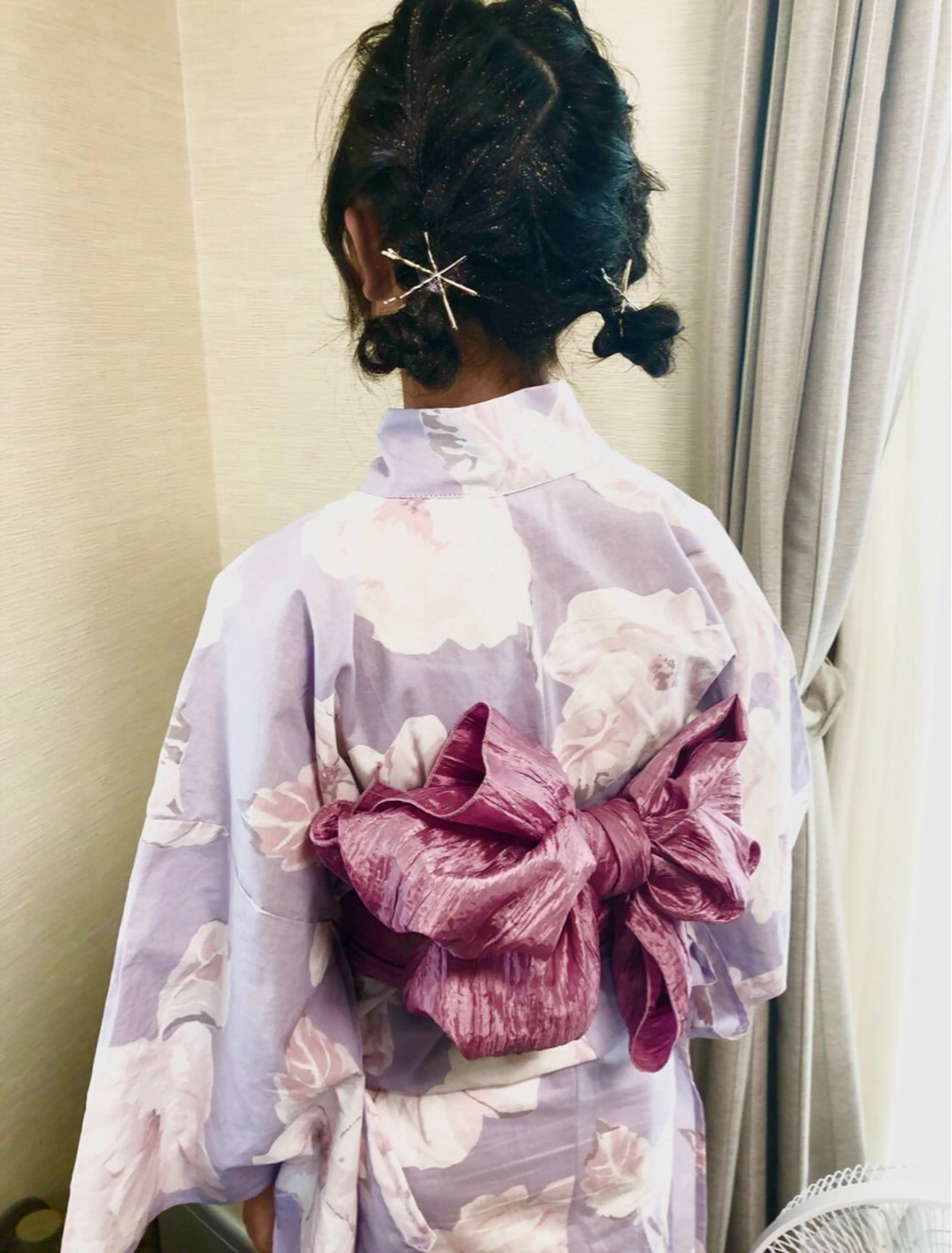 浴衣着付け。ヘアセット込み。お子様でしたら簡単なヘアメイク付きの写真