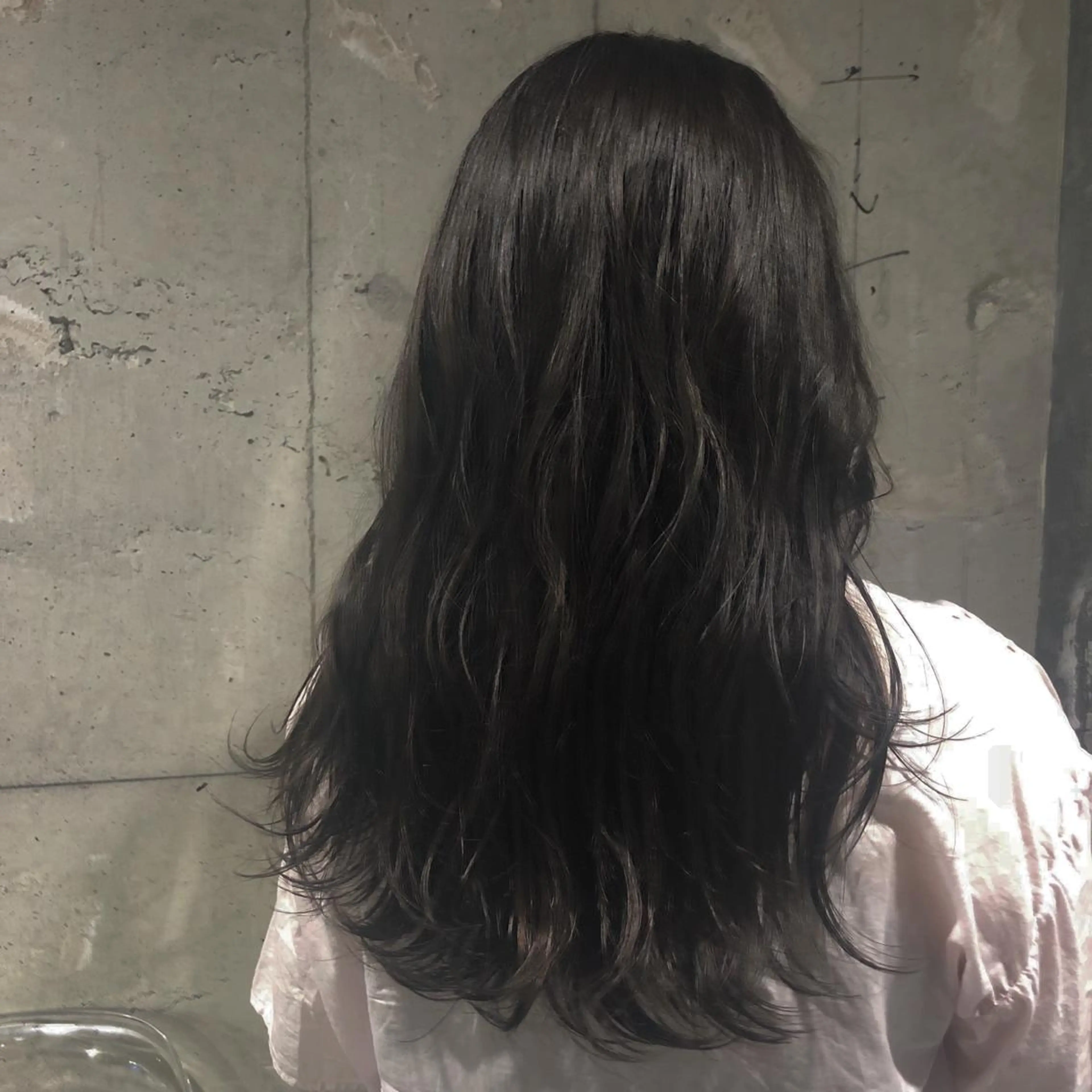 ロング カラー ヘアアレンジ アッシュ ダークアッシュ 美髪矯正/透明感カラ ー🫧YUUKI🫧のヘアスタイル