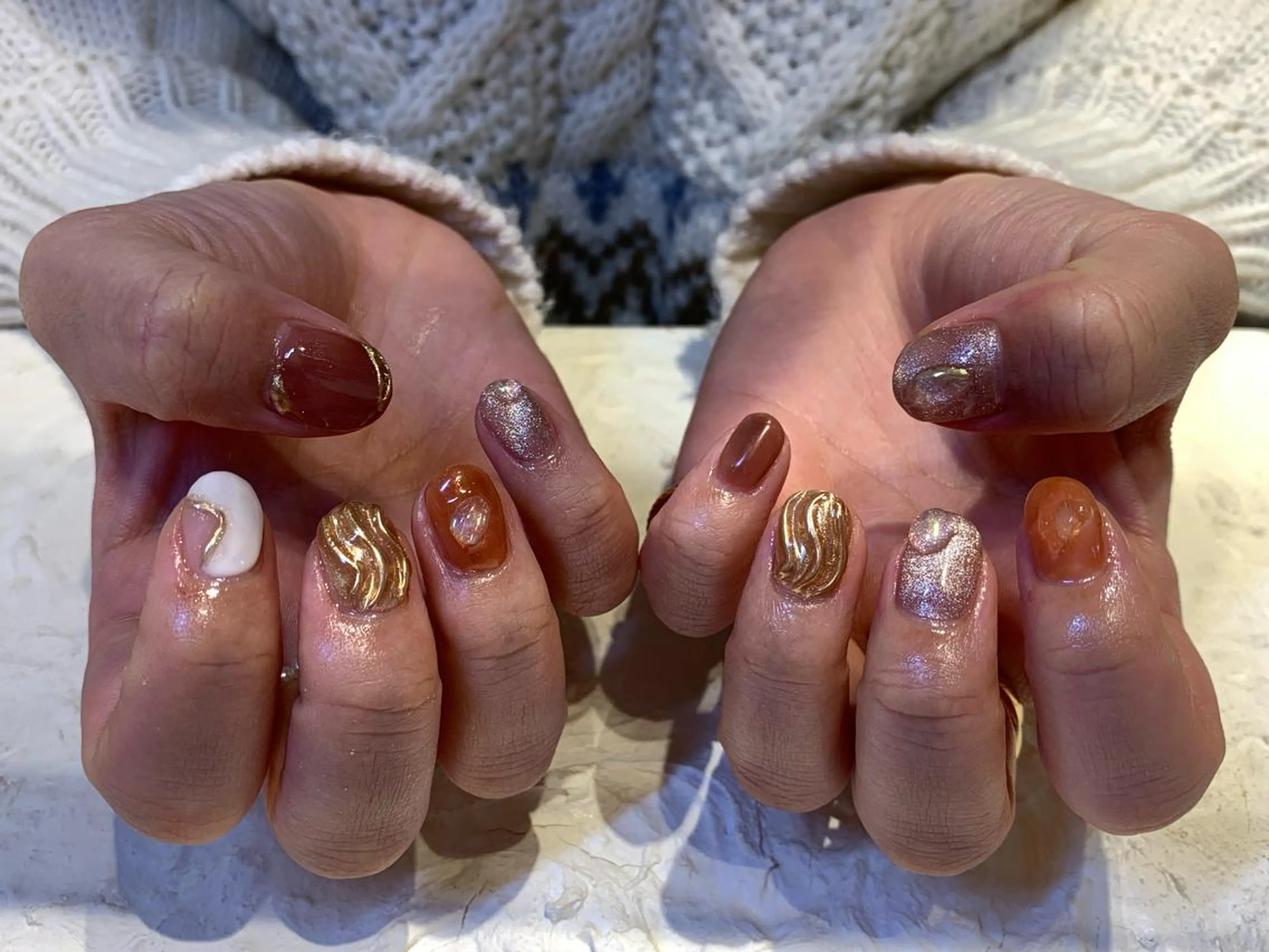 ネイル キラキラネイル 持ち込み ニュアンスネイル マキノ ユイのネイルデザイン