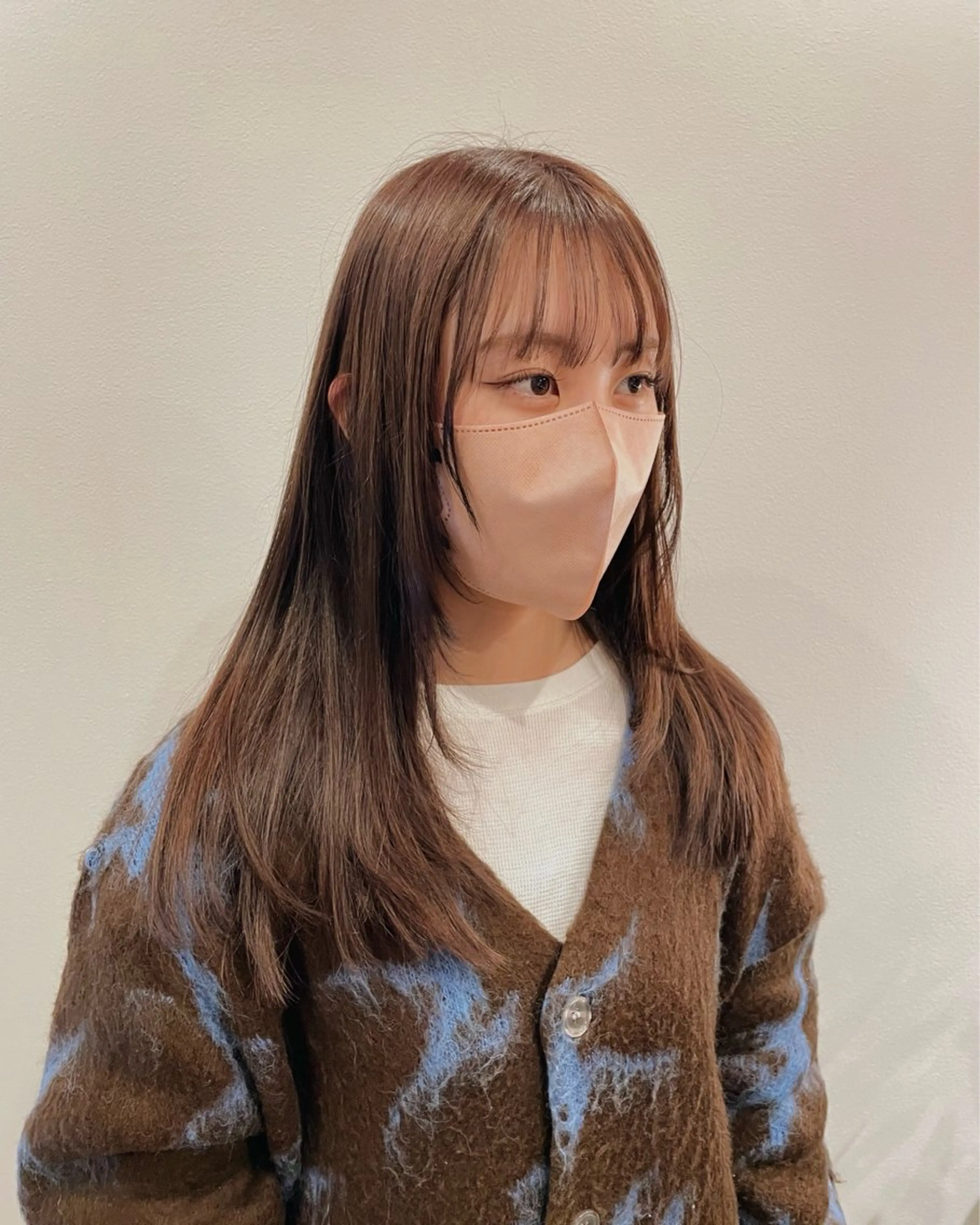 セミロング カラー カット ヘアカラー SUNDAZED所属・悦喜 雅史のヘアスタイル