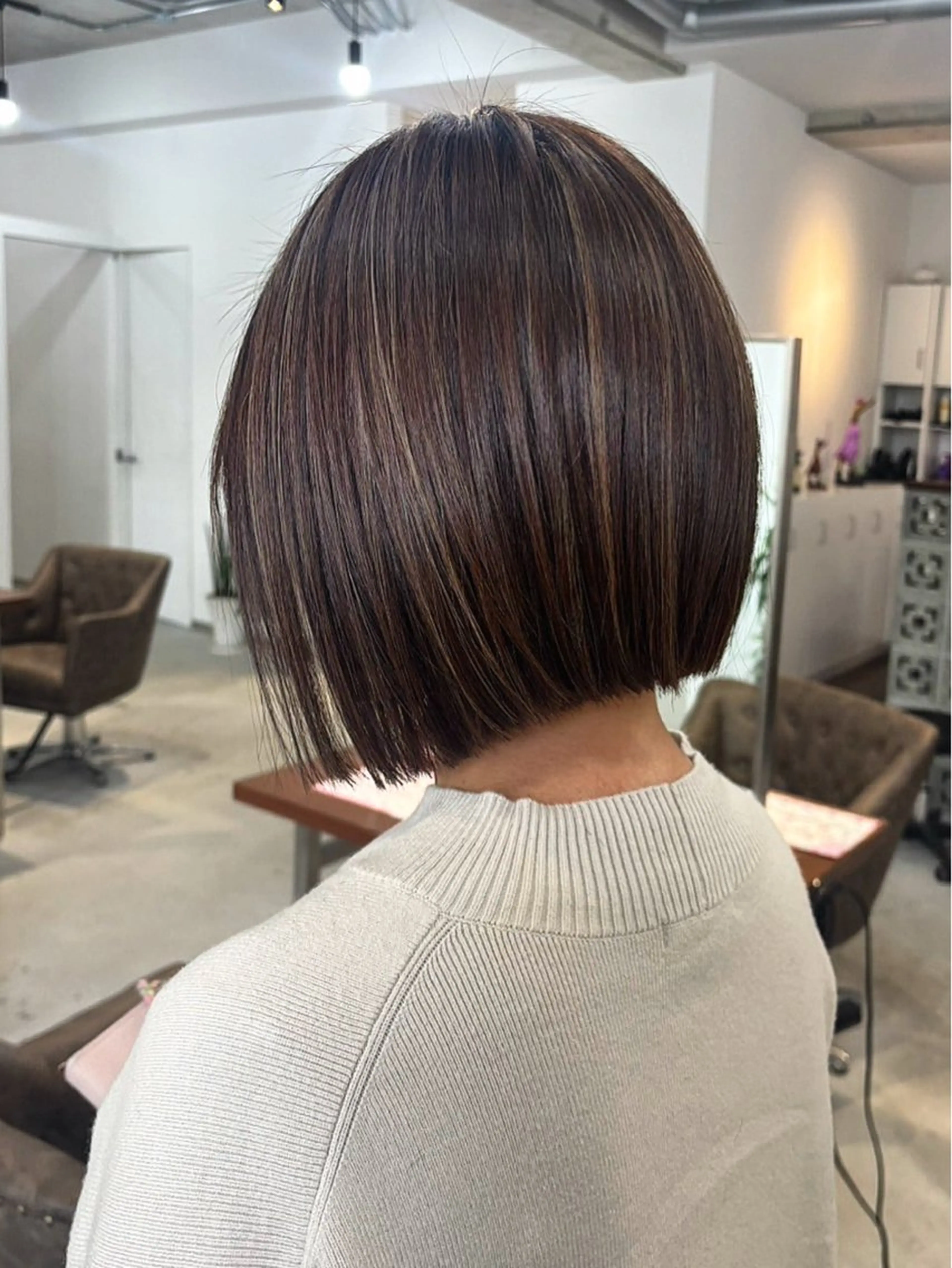 ミディアム 切りっぱなしボブ ボブ ハイライト カット ヘアカラー 北山／ボブ／レイヤー /maru☺︎のヘアスタイル