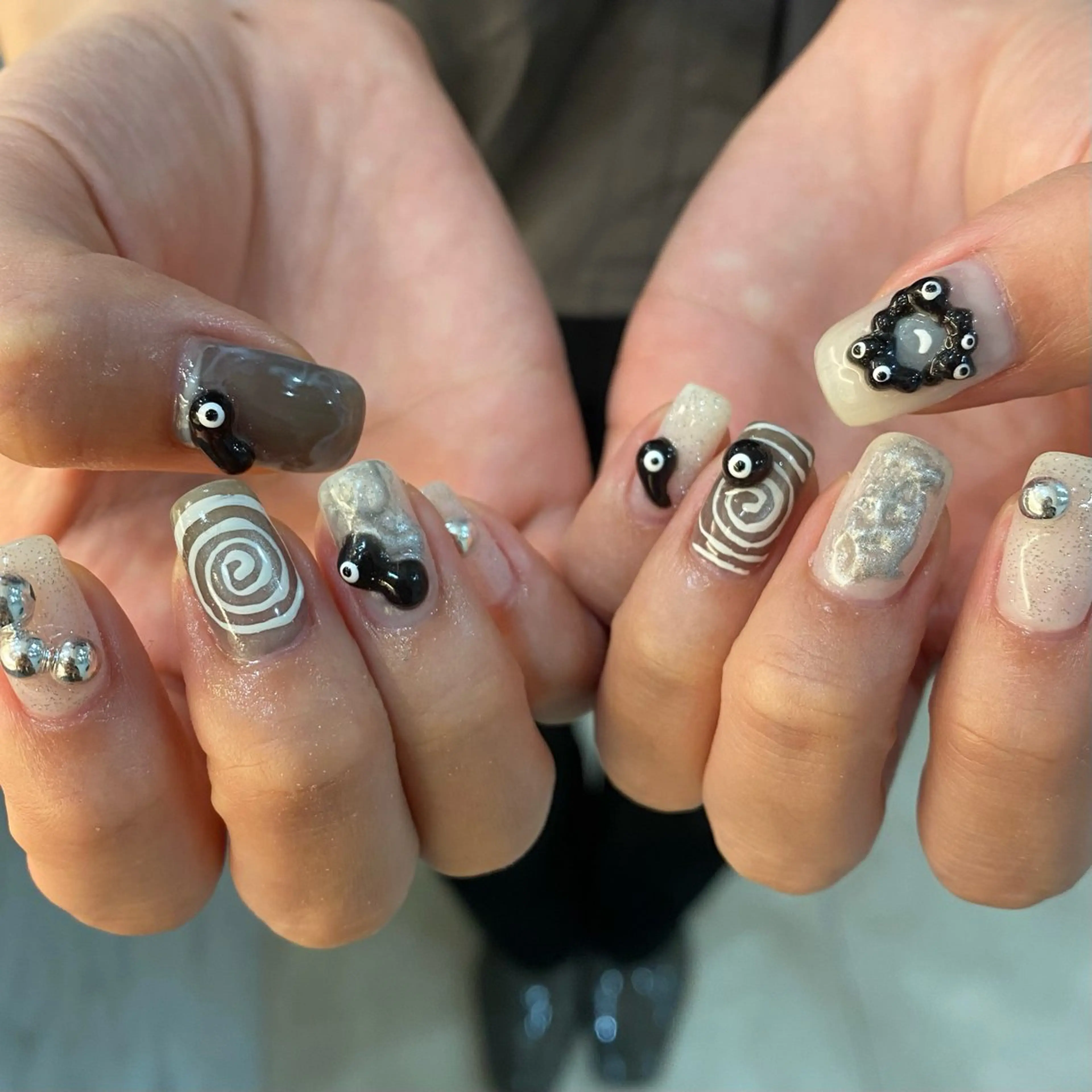 ネイル nano/きもかわ nail🐬🫧のネイルデザイン