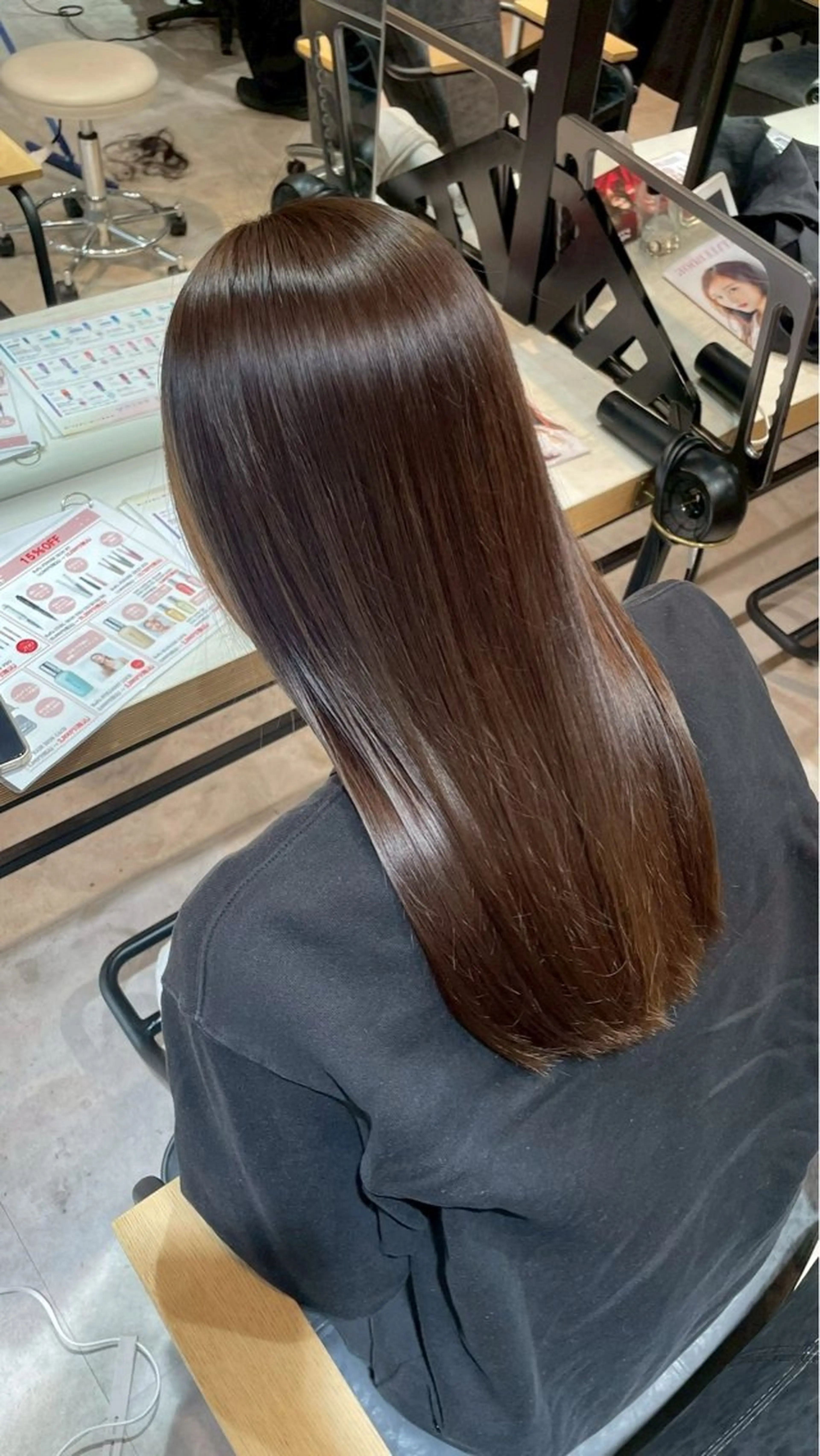 ロング カラー ブラウンカラー 透明感カラー ヘアカラー ワカ /暖色カラー/ネイルのヘアスタイル