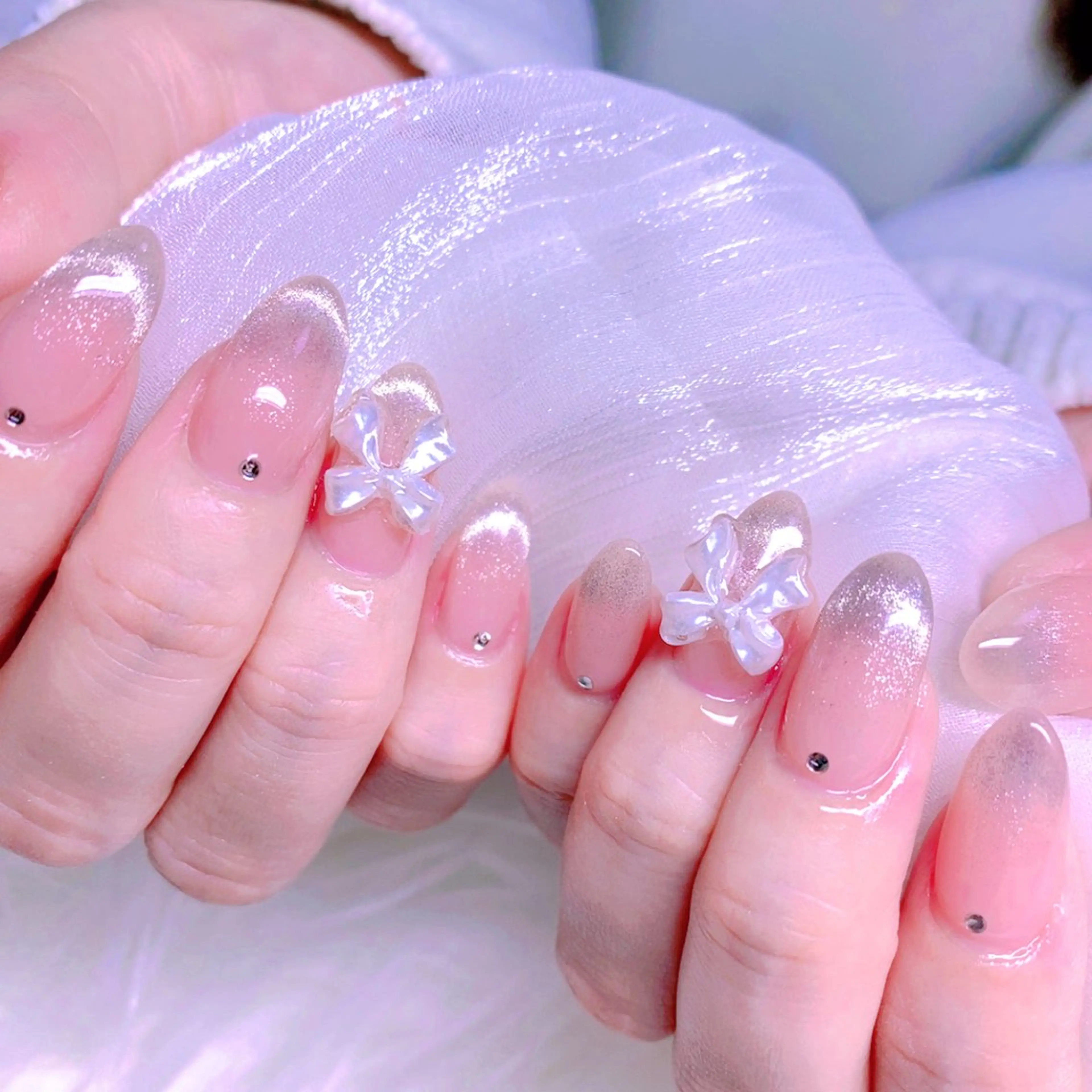 ネイル フレンチネイル グラデーション マグネットネイル マグネットフレンチ ワンホンネイル Nail Yunaのネイルデザイン