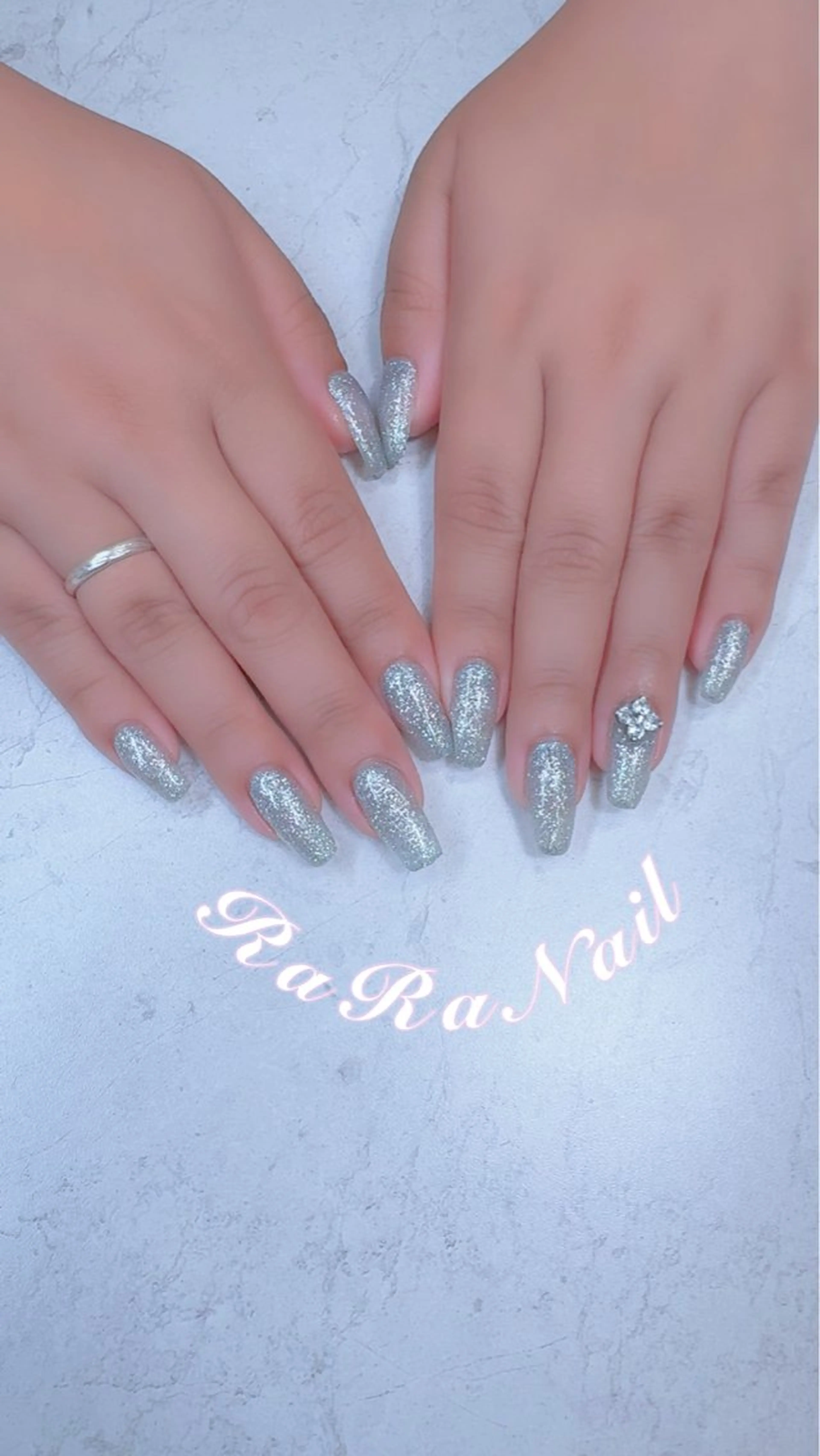 ネイル フラッシュネイル フラッシュマグ RaRa Nailのネイルデザイン