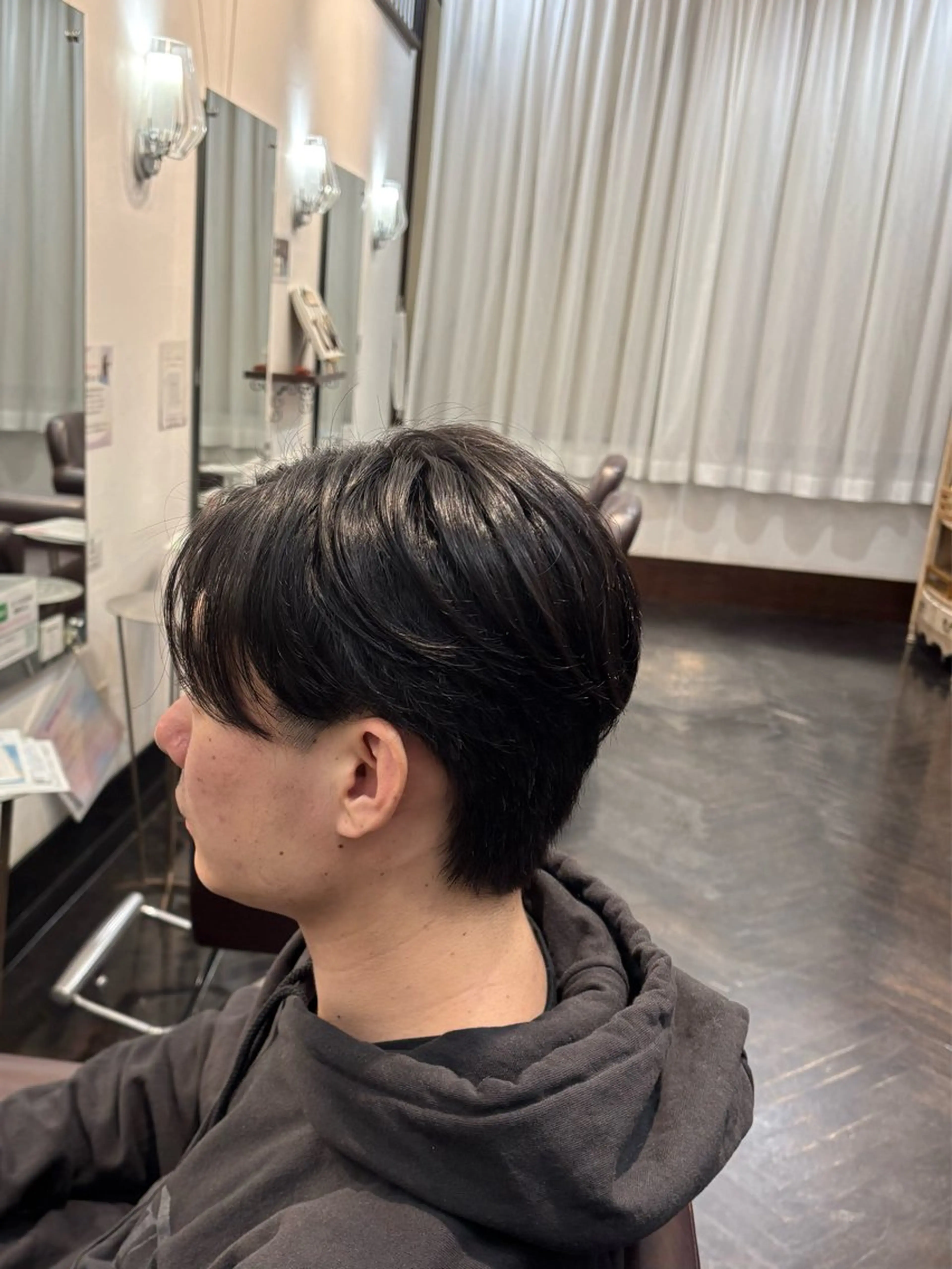 メンズ ラカットゾーン 田中李奈のヘアスタイル
