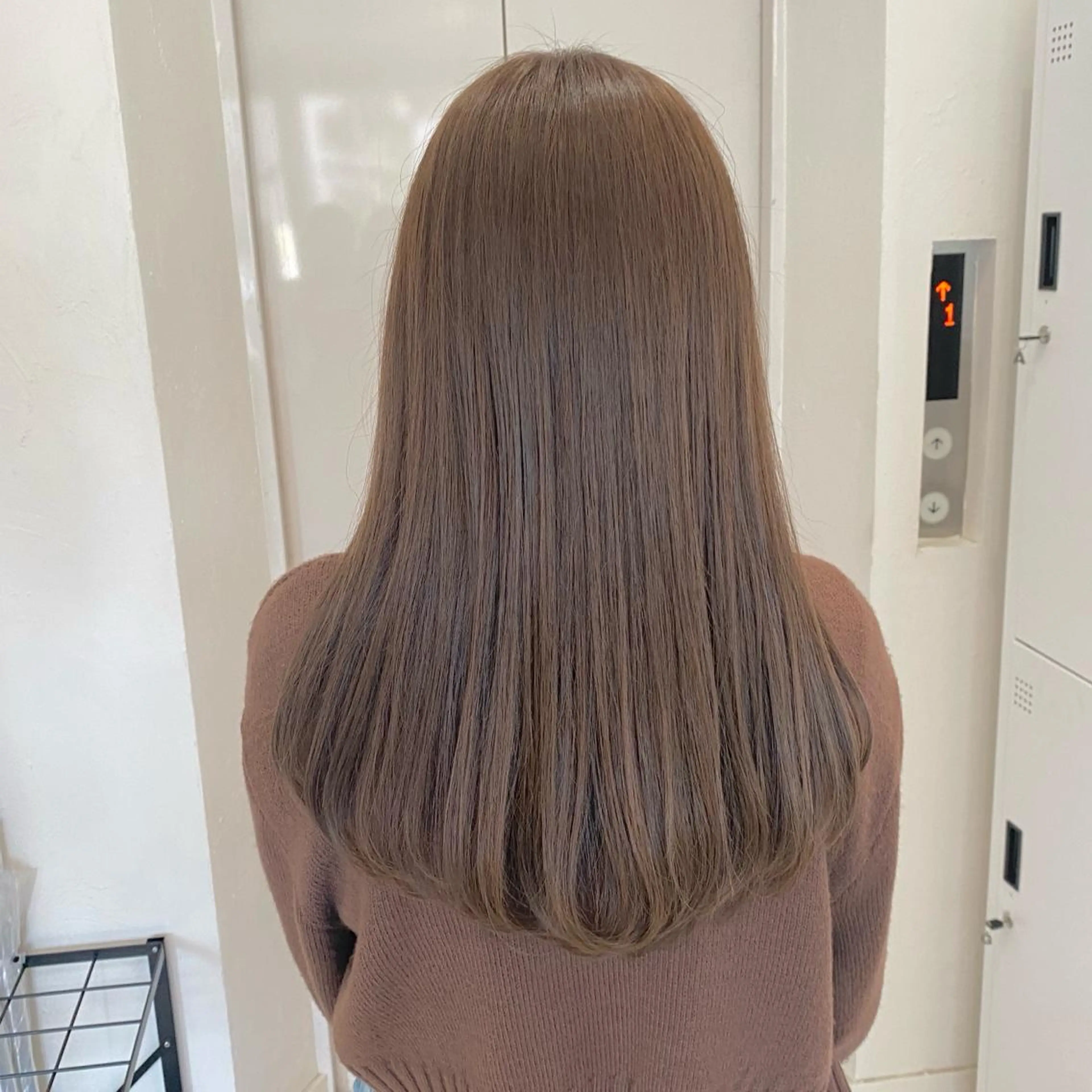 セミロング ヘアカラー トリートメント 吉原 みえのヘアスタイル