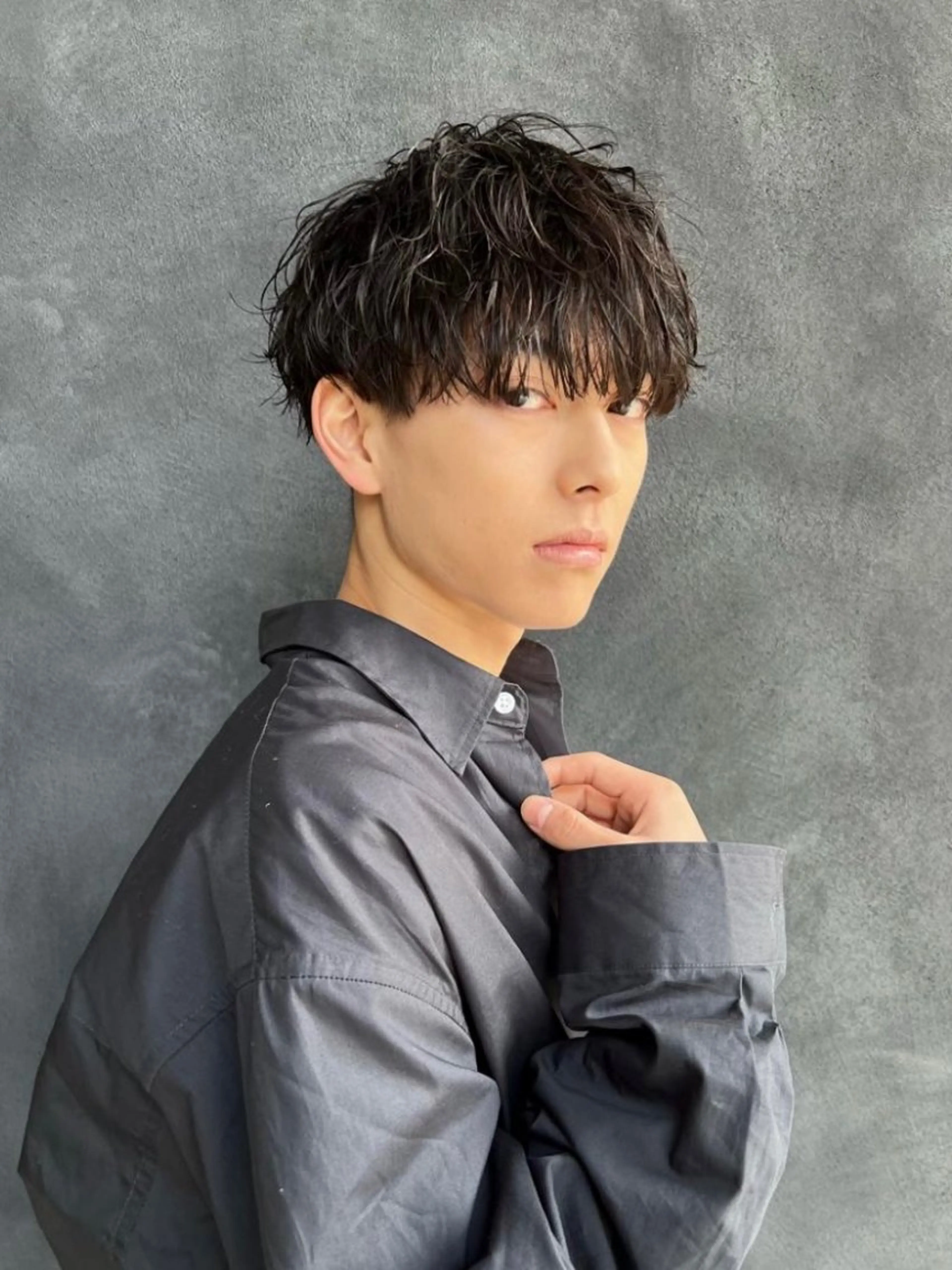 ショート パーマ メンズ メンズパーマ 波巻きパーマ カット パーマ トリートメント レイヤーボブ/ 艶カラー/サナ🌼のヘアスタイル