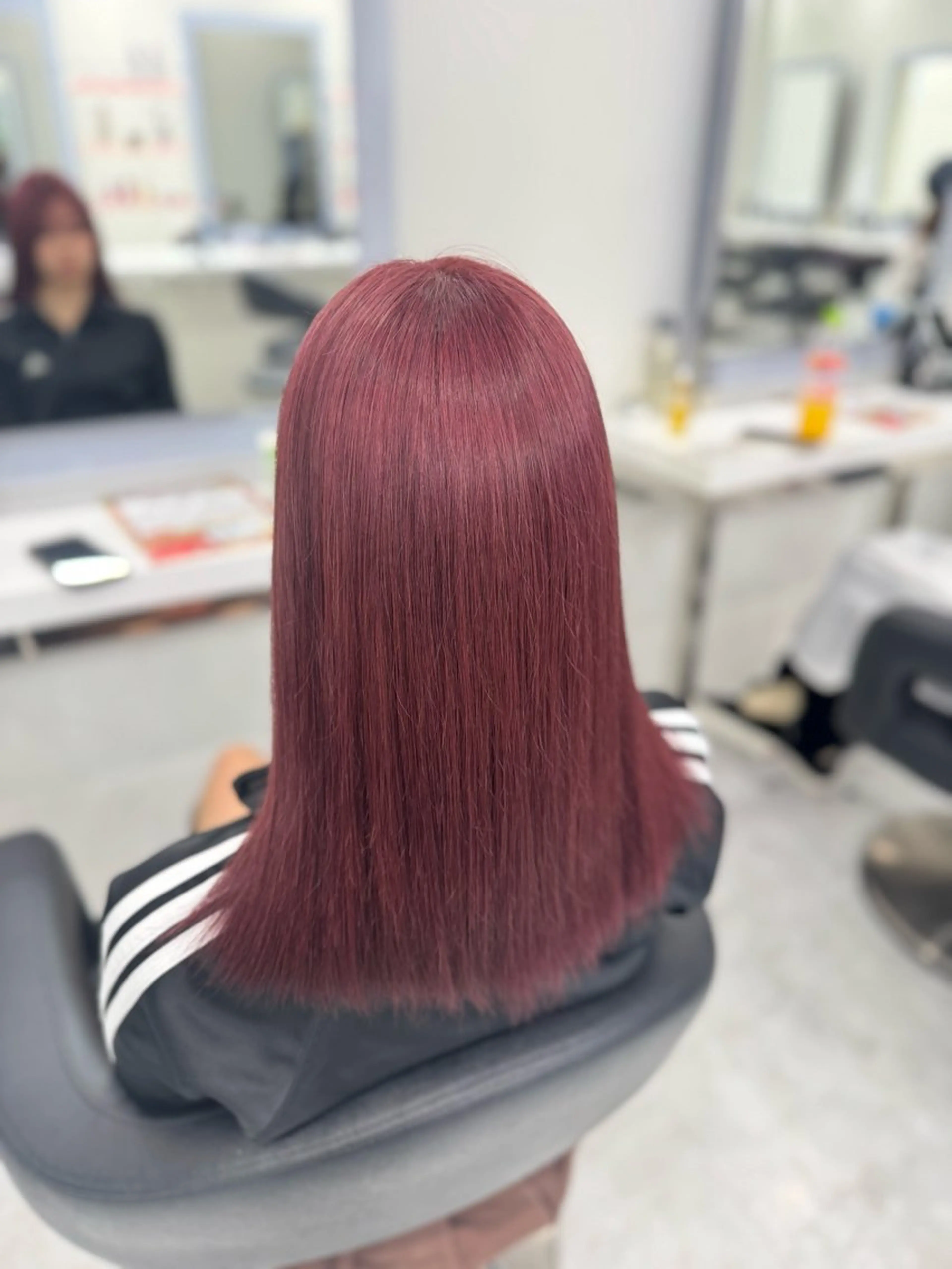 セミロング カラー ピンクカラー カット ヘアカラー うる艶ストレート♡透 明感カラー♡かずまるのヘアスタイル