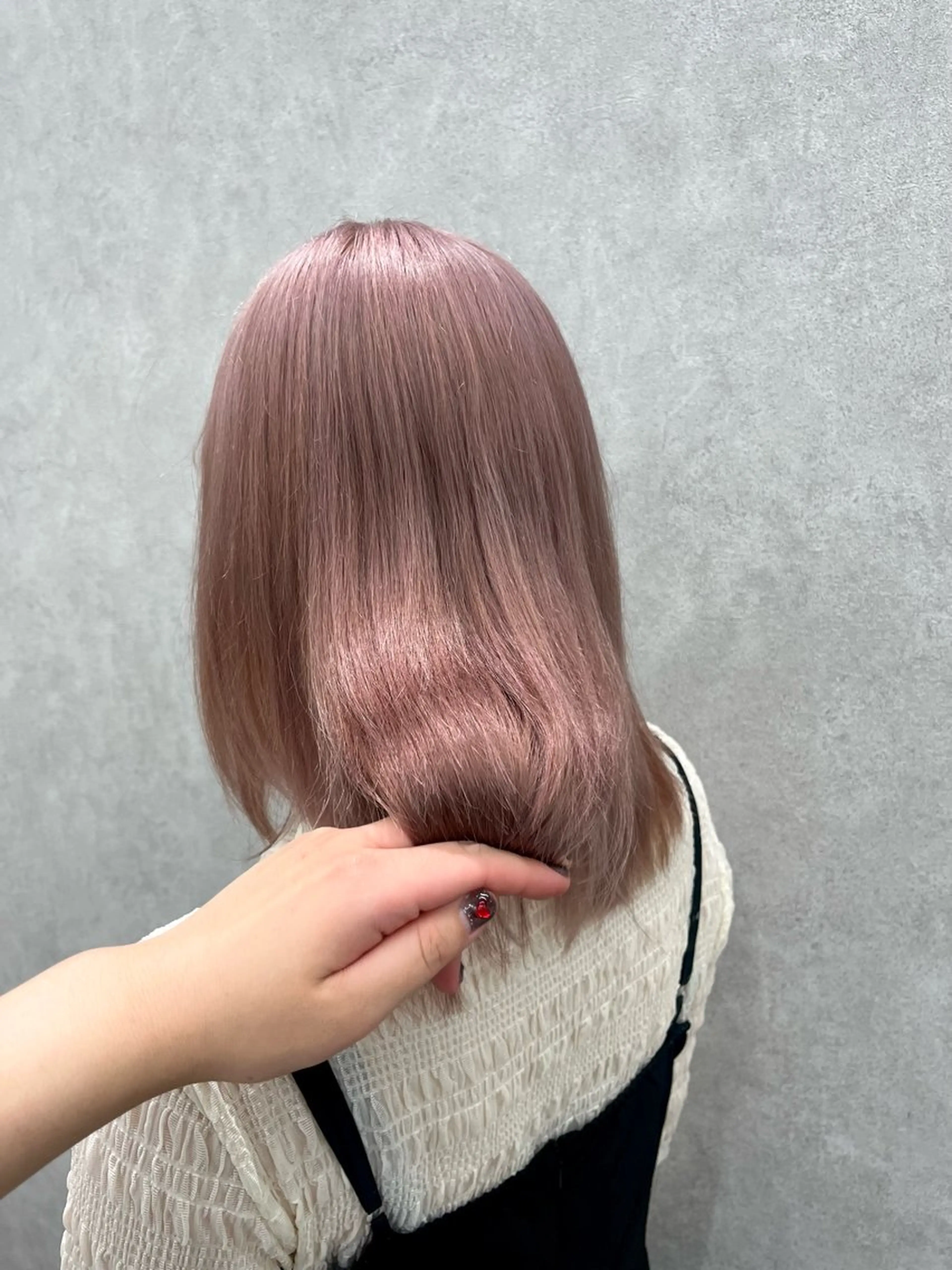 カラー グレージュ ピンクカラー dot .tokyo color所属・中村 彩夏のヘアスタイル