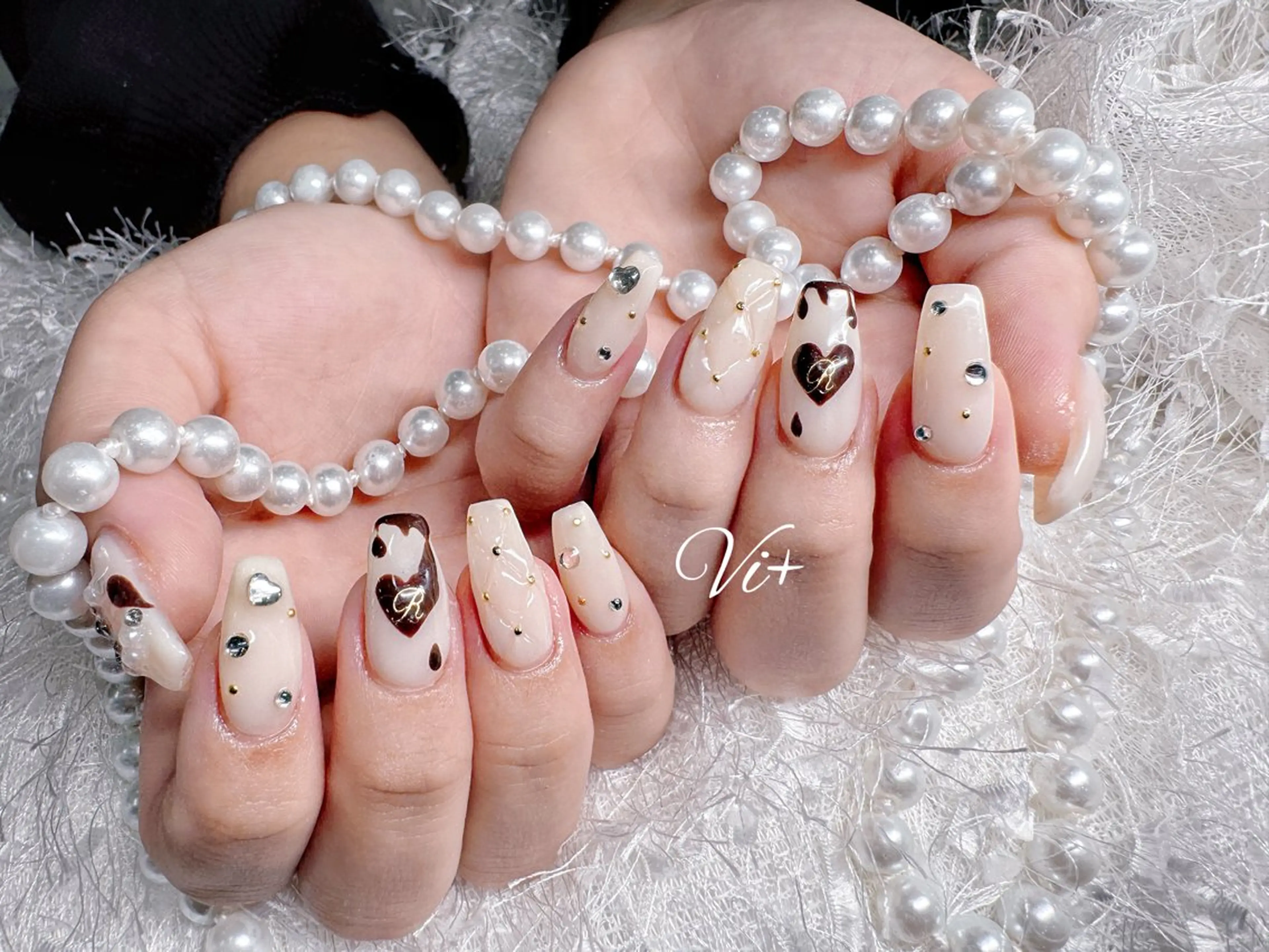 ネイル ハンドネイル ✨Nailsalon Vi+✨のネイルデザイン