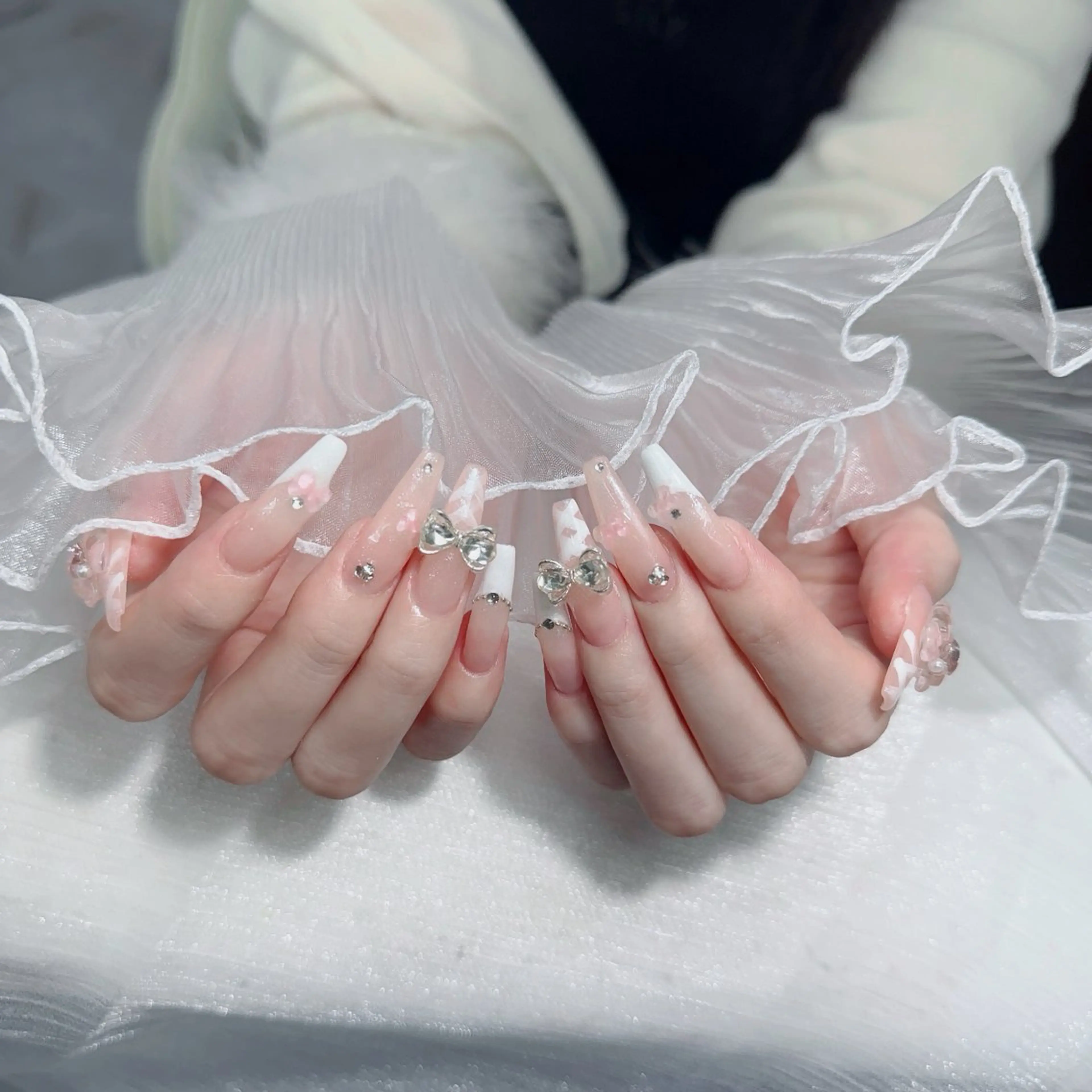 ネイル アートネイル フレンチネイル ジェルネイル 韓国ネイル マグネットネイル Lenie Nail Salonのネイルデザイン