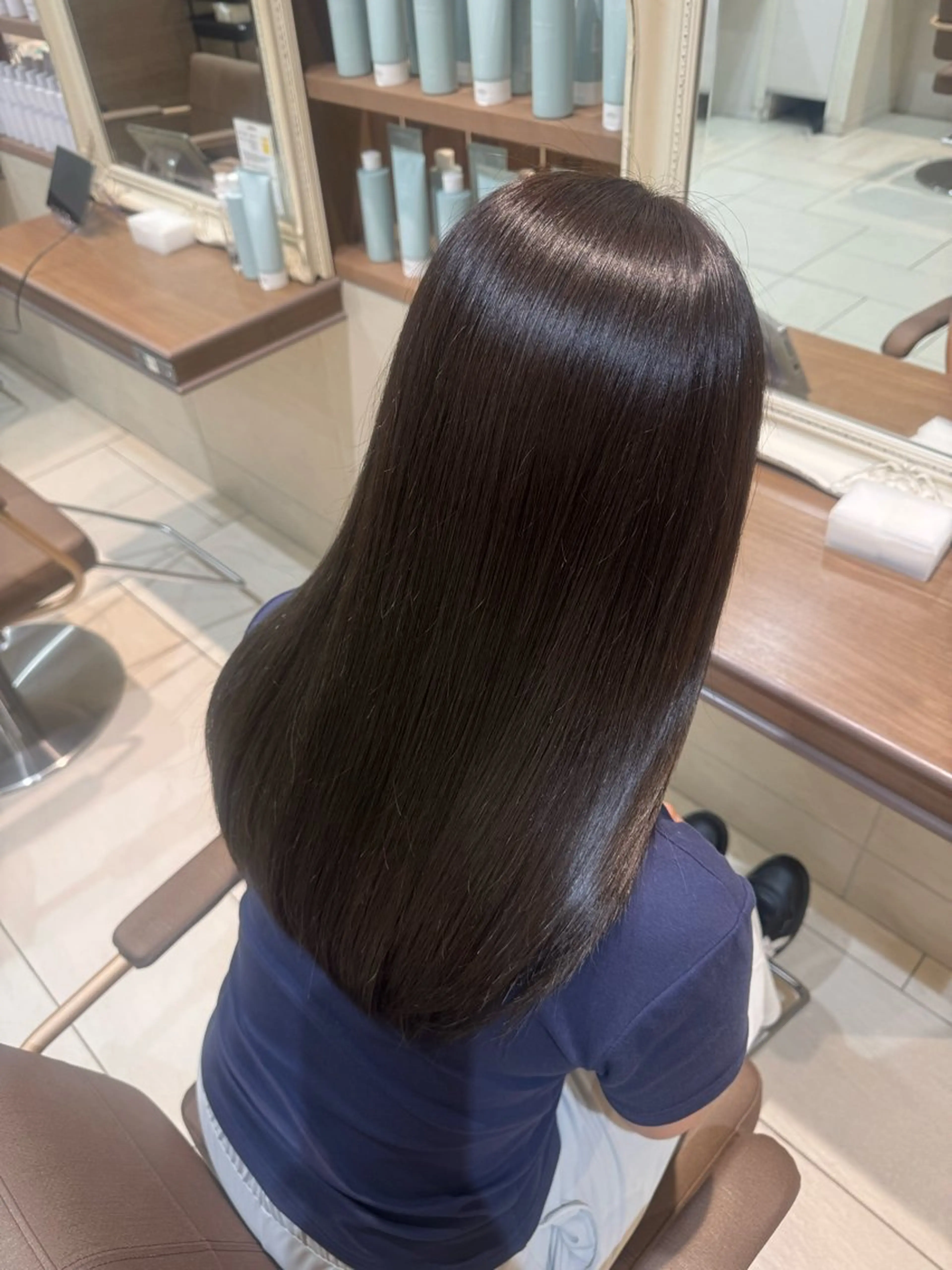 🎀レディース限定🎀【イルミナカラー➕トリートメント】の写真