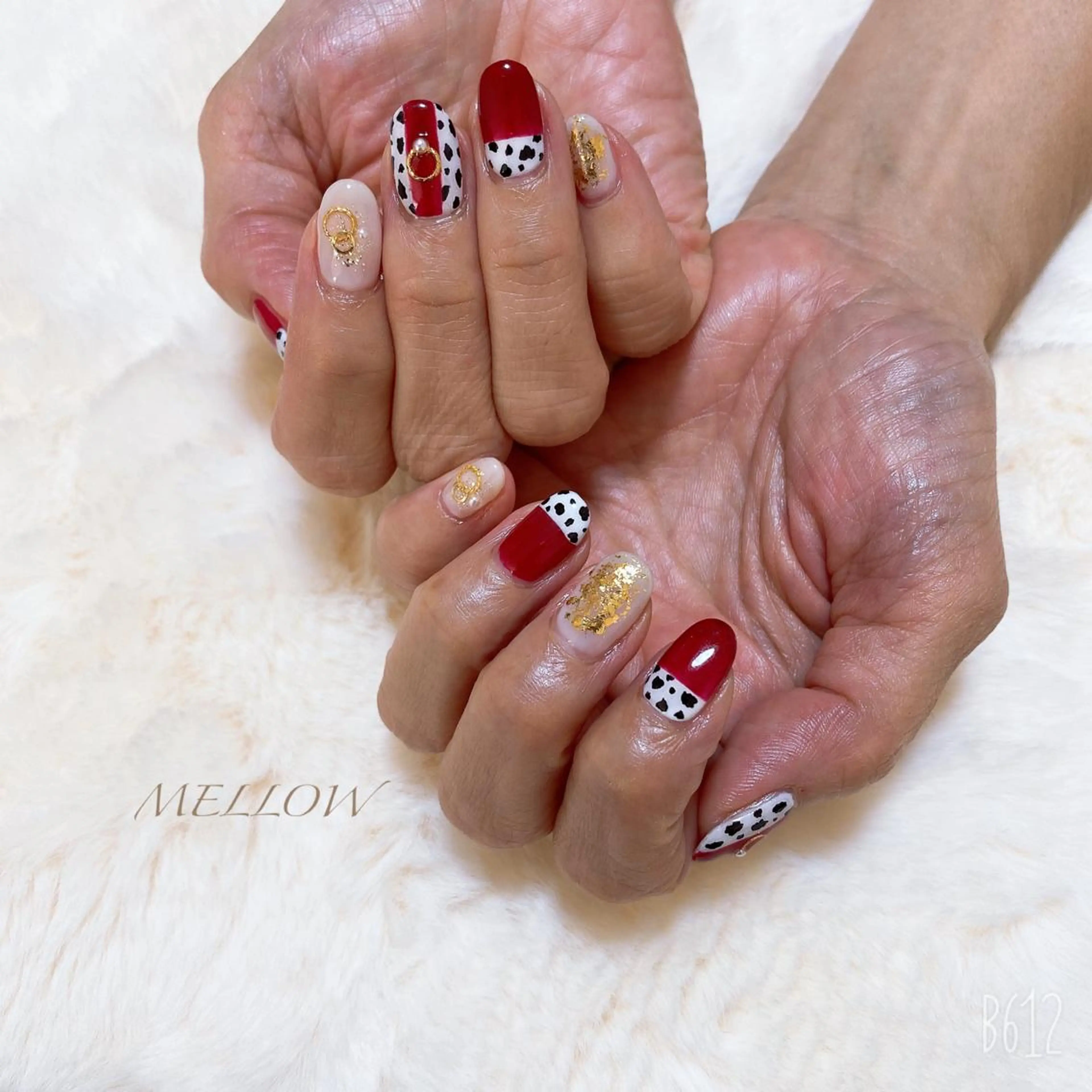 ネイル mayu 𓃠のネイルデザイン