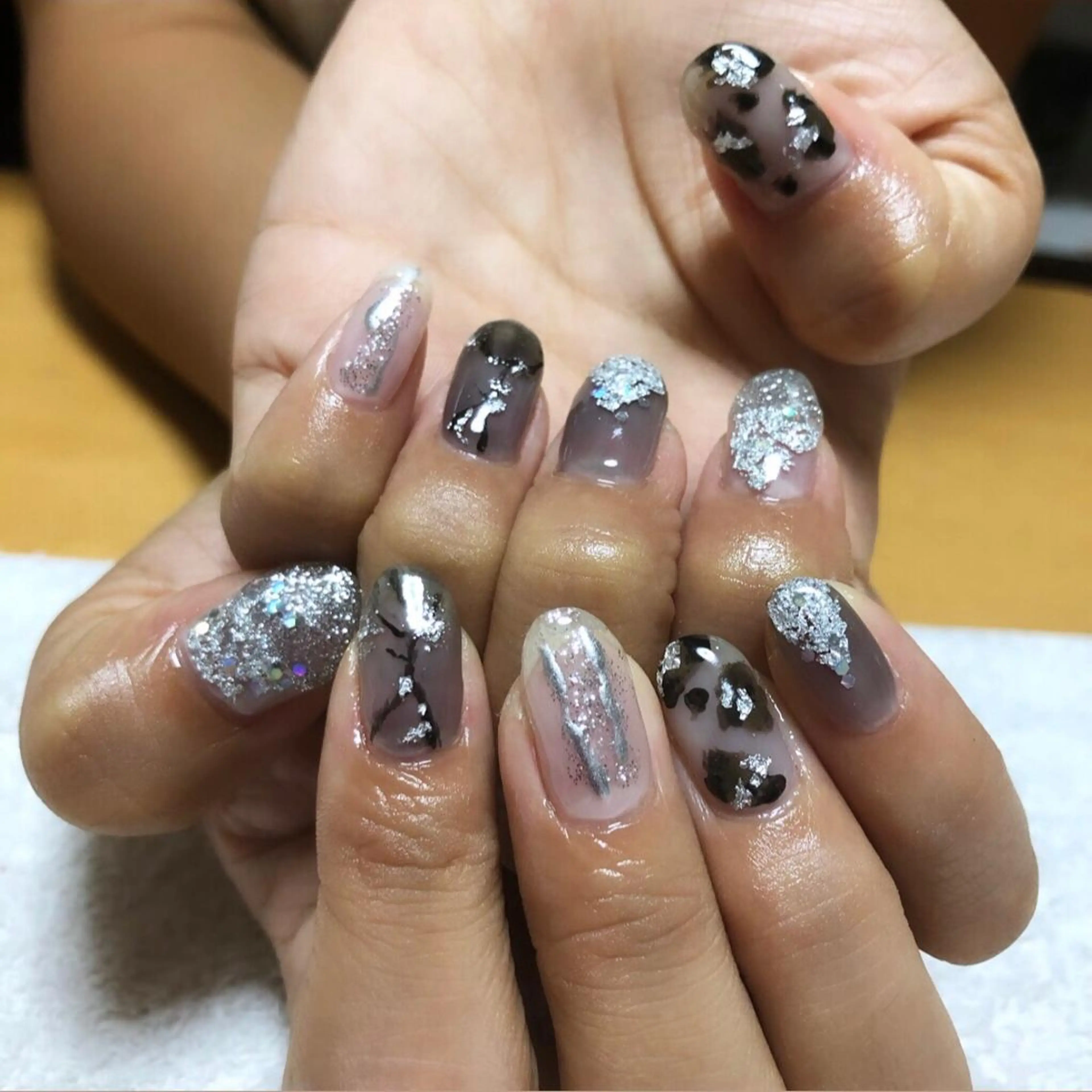 ネイル private_ salon.Leaのネイルデザイン