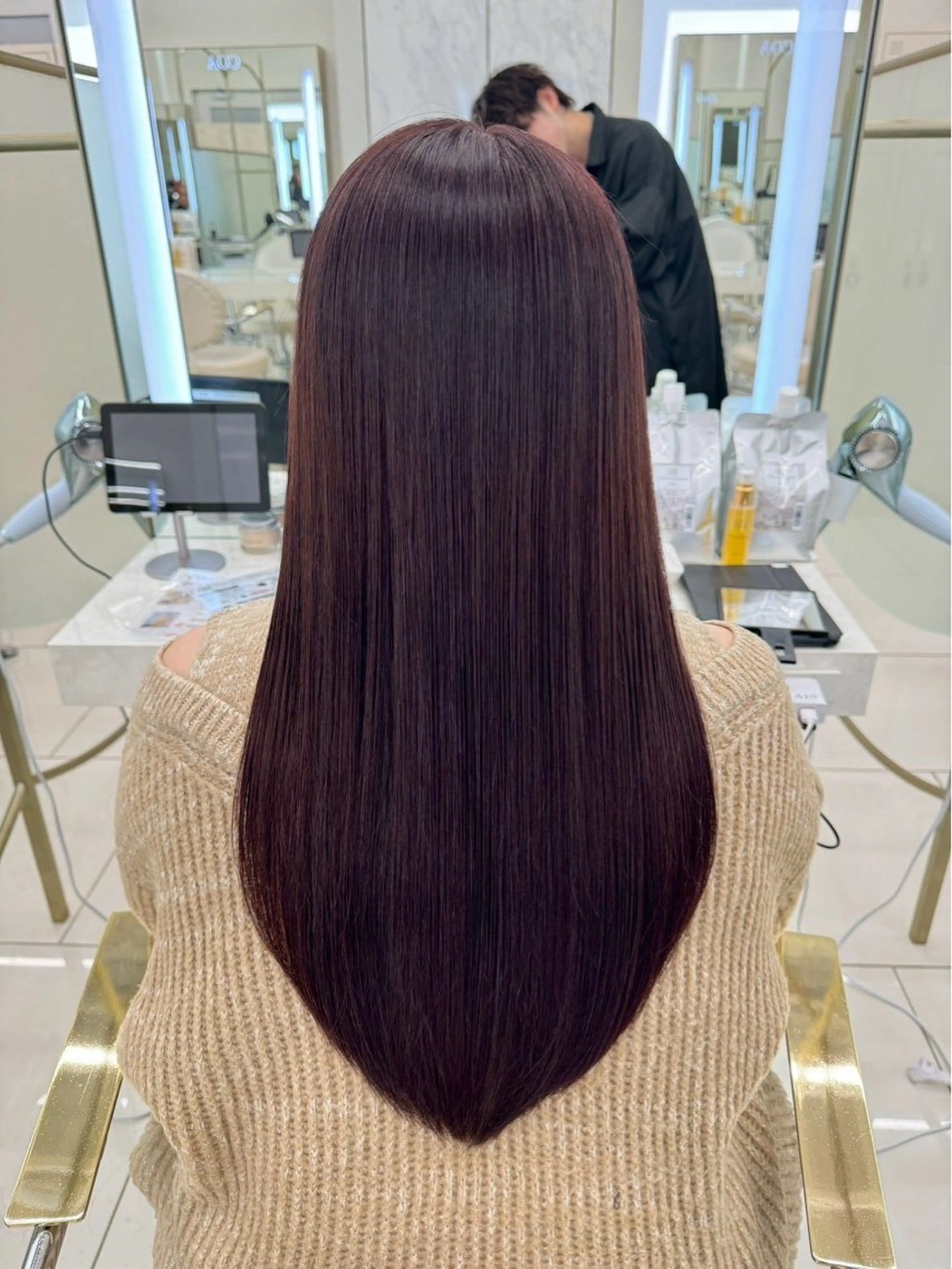 カラー 이상우(イサンウ) COAginzaのヘアスタイル