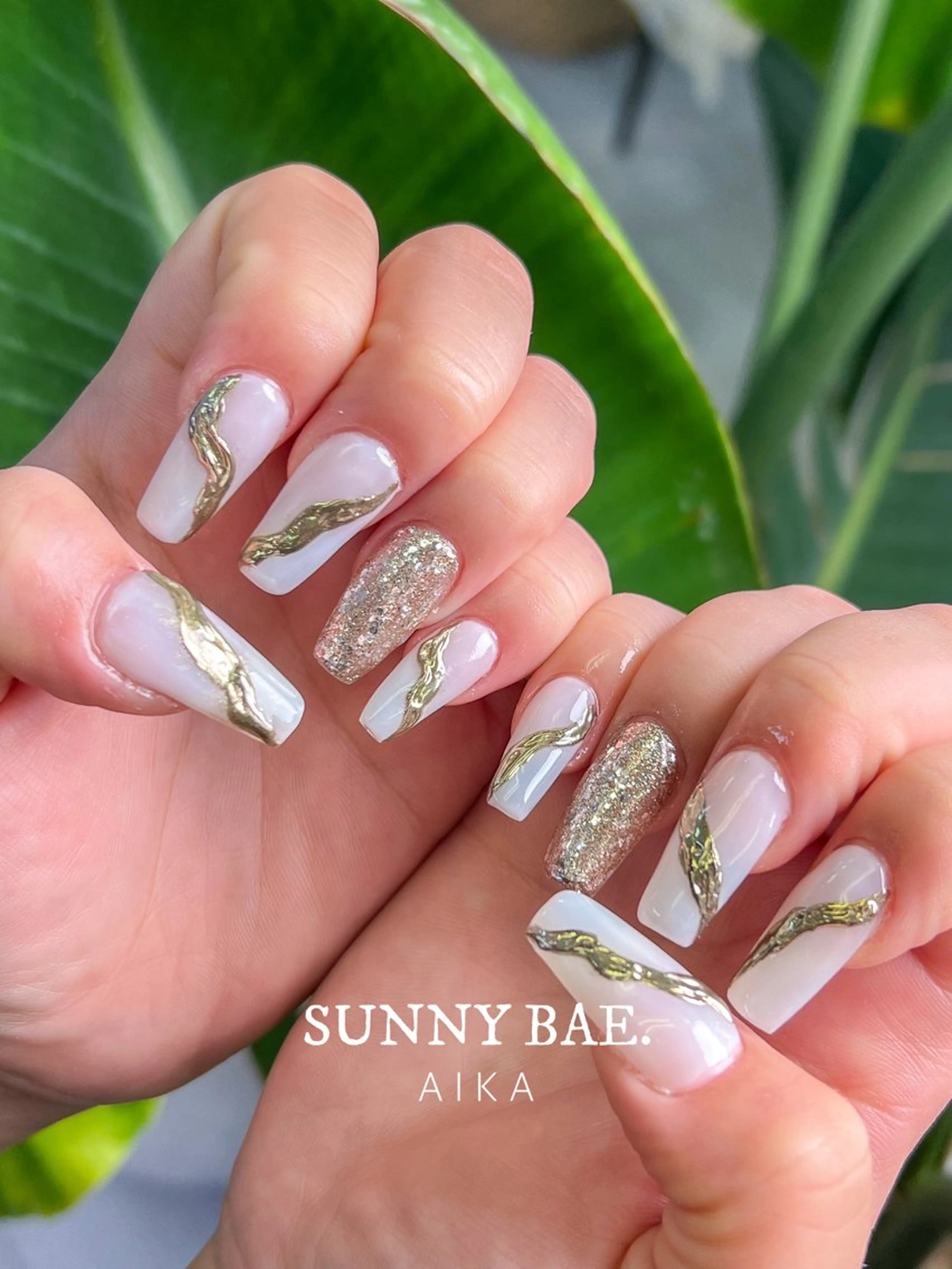 ネイル ジェルネイル キラキラネイル ロングネイル 持ち込み ワンカラーネイル Made By AIKAのネイルデザイン