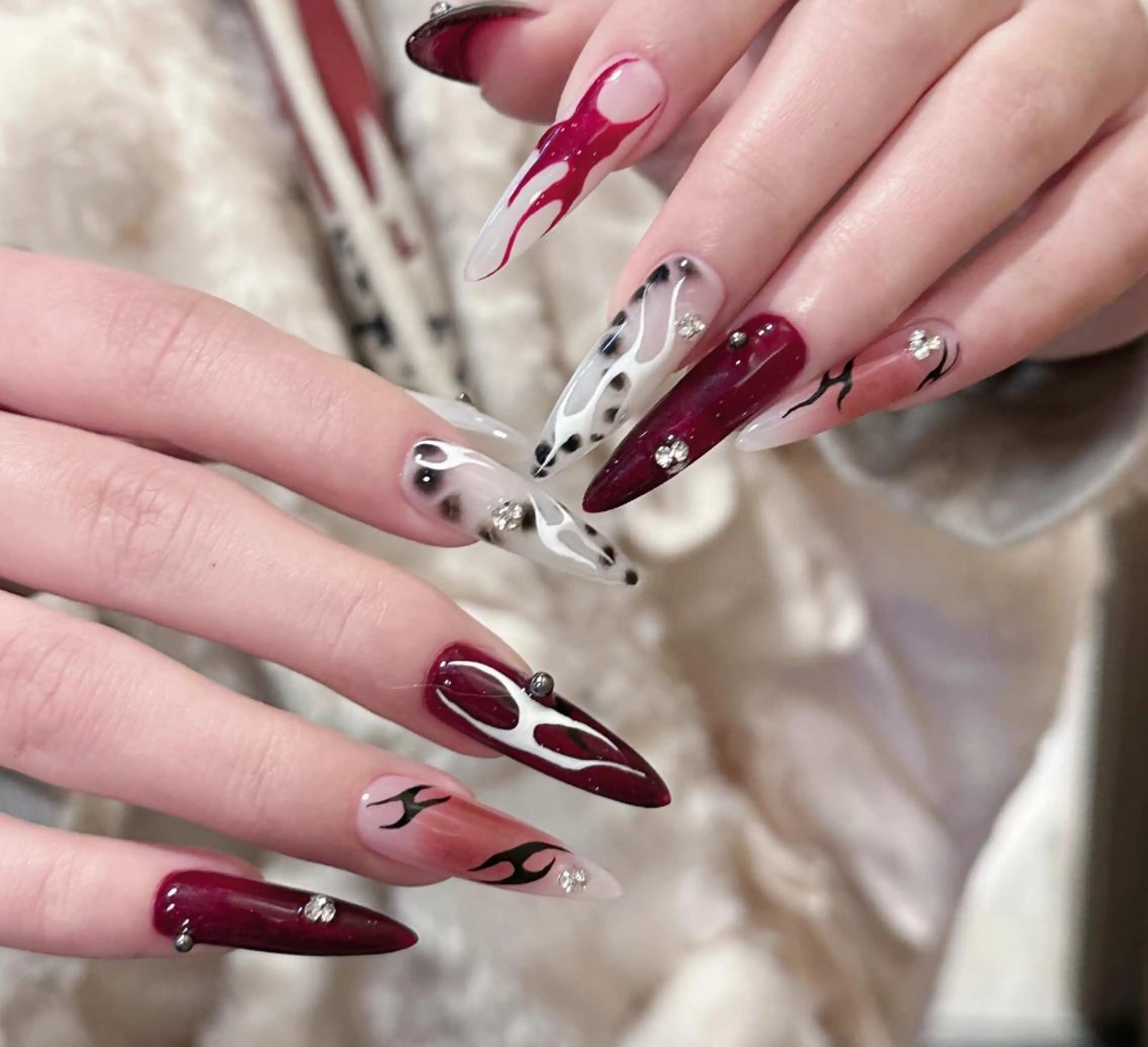 ネイル ハンドネイル ハンドケア 🍑 momo_nailのネイルデザイン