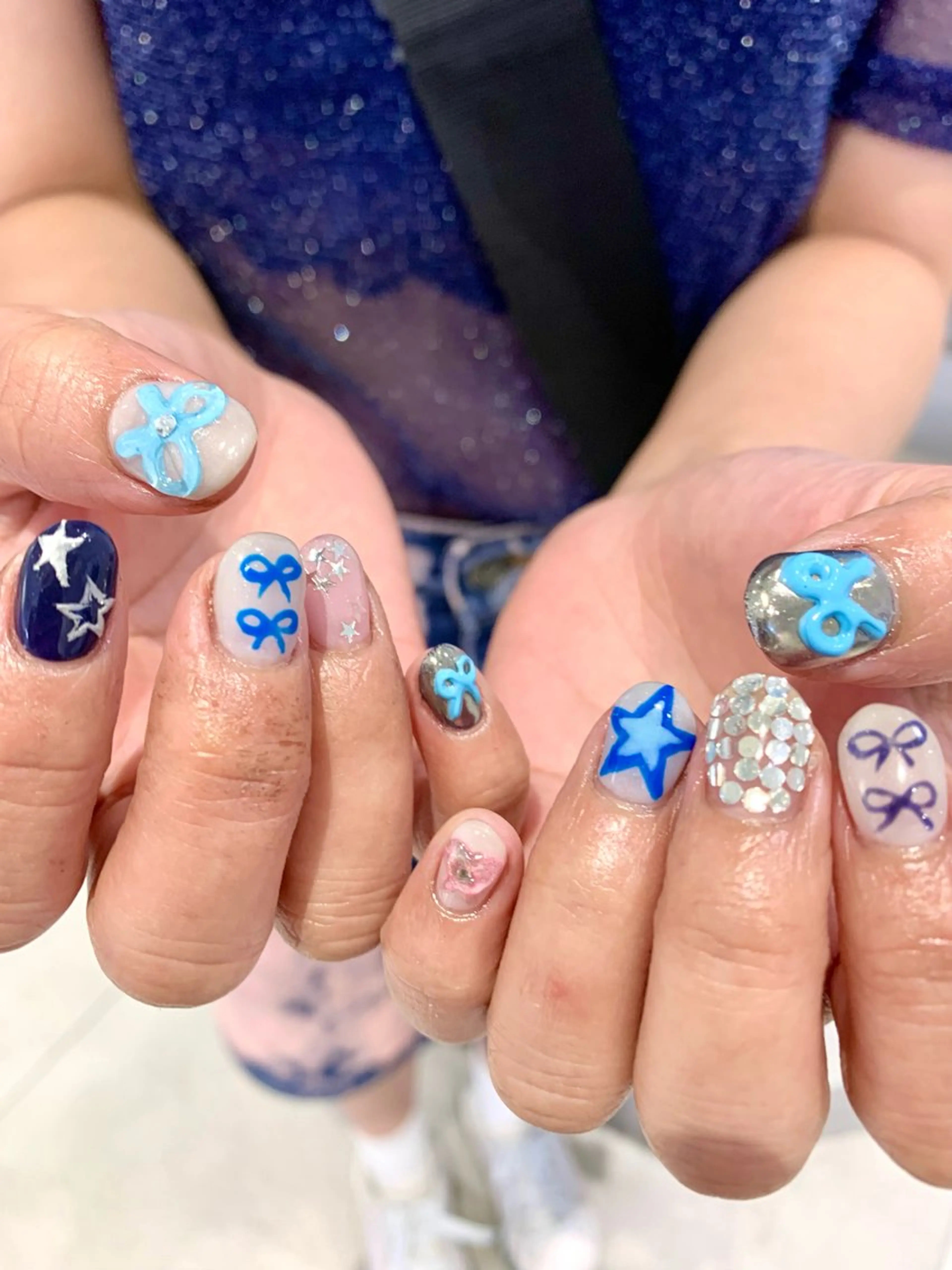 ネイル ぷっくりネイル リボン ハンドネイル Kureha/ネイル トレンドヘアのマツエク・マツパデザイン