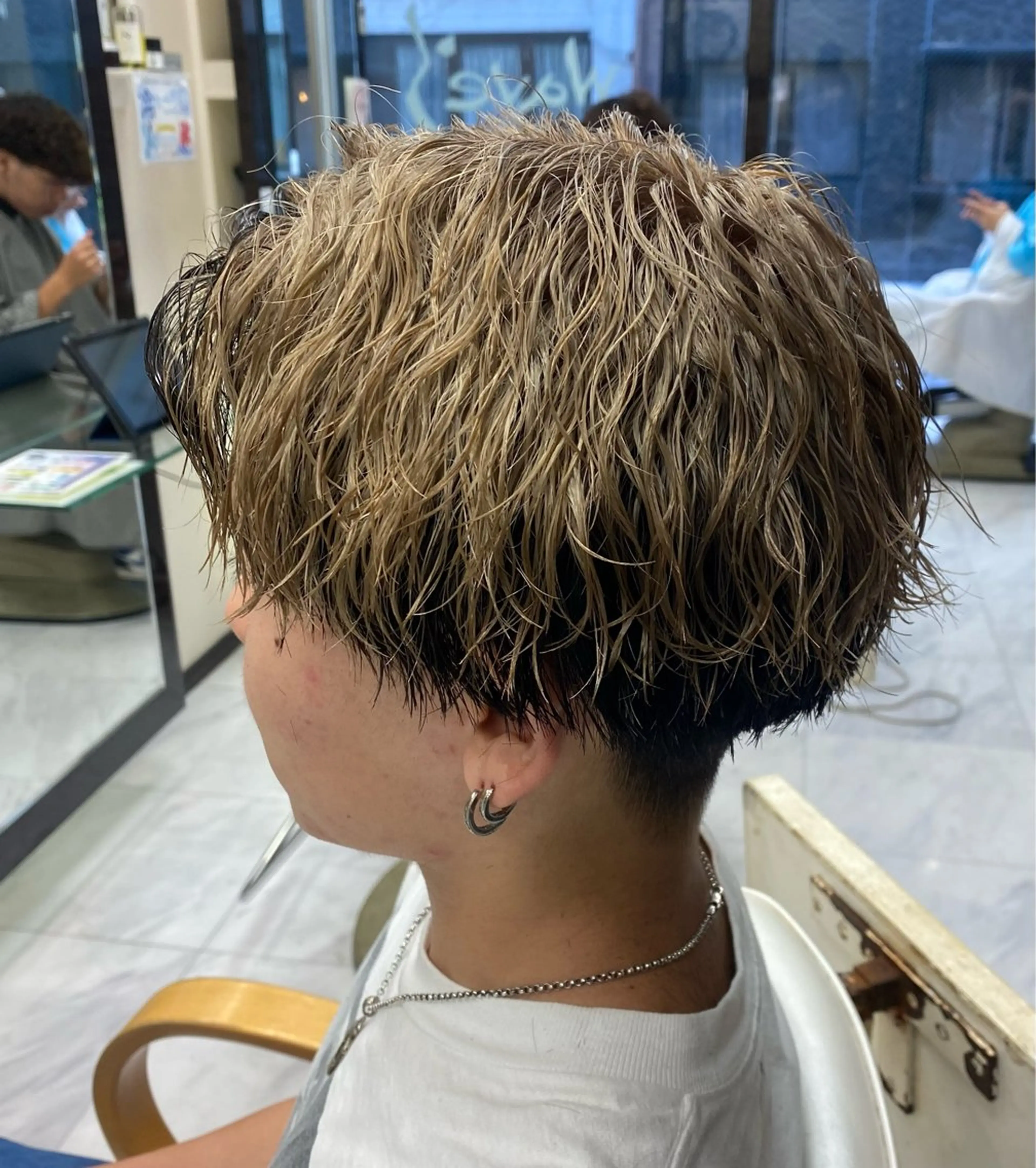 パーマ メンズ メンズブリーチ メンズパーマ メンズツイストパーマ ツイストスパイラルパーマ 波巻きパーマ カット パーマ トリートメント 🌴パーマオタク🌴 長谷川　諒佑🌈のヘアスタイル