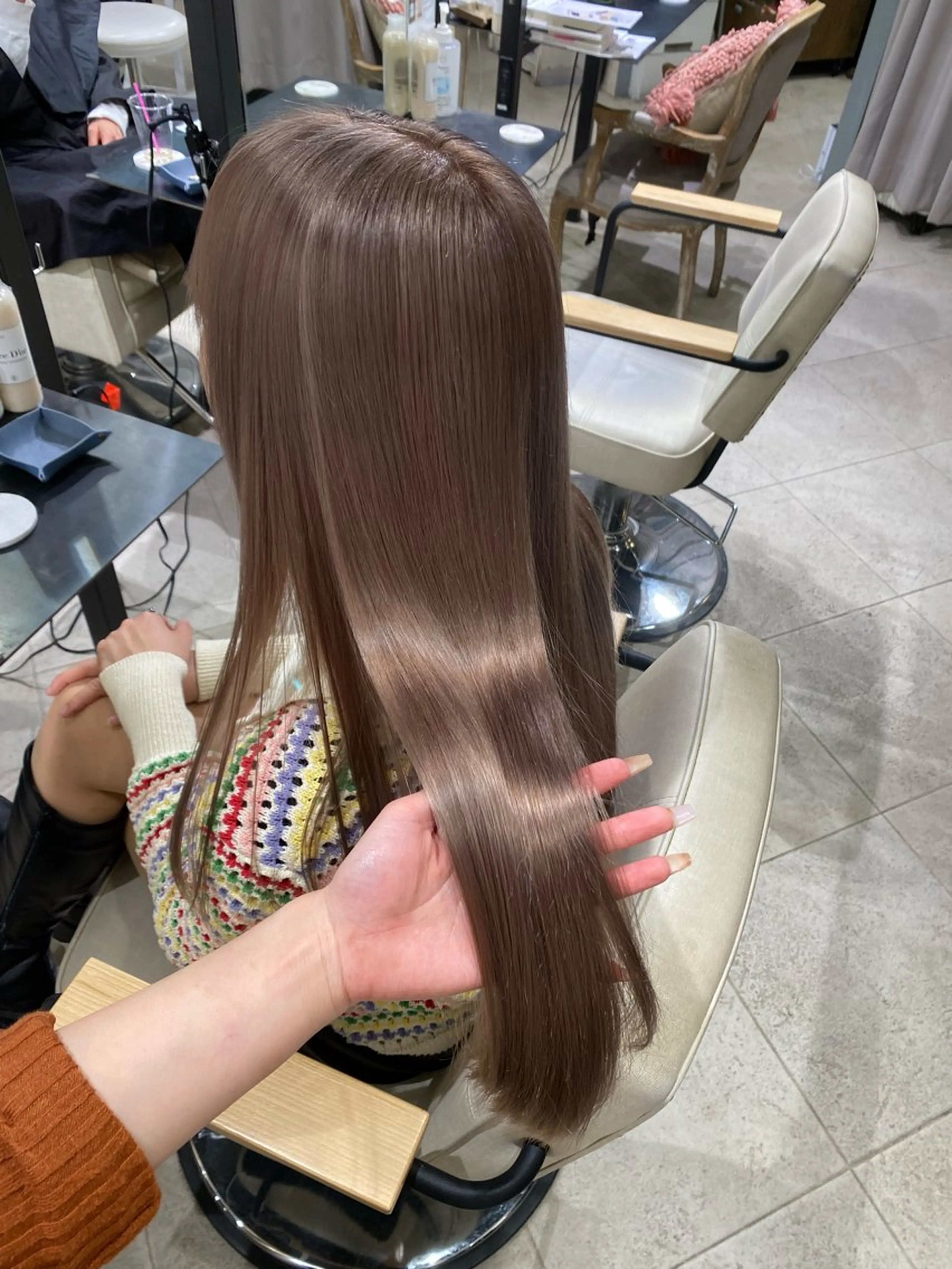 カラー ヘアカラー トリートメント ハイトーン✨艶髪💘 💘 AYANO💘のヘアスタイル