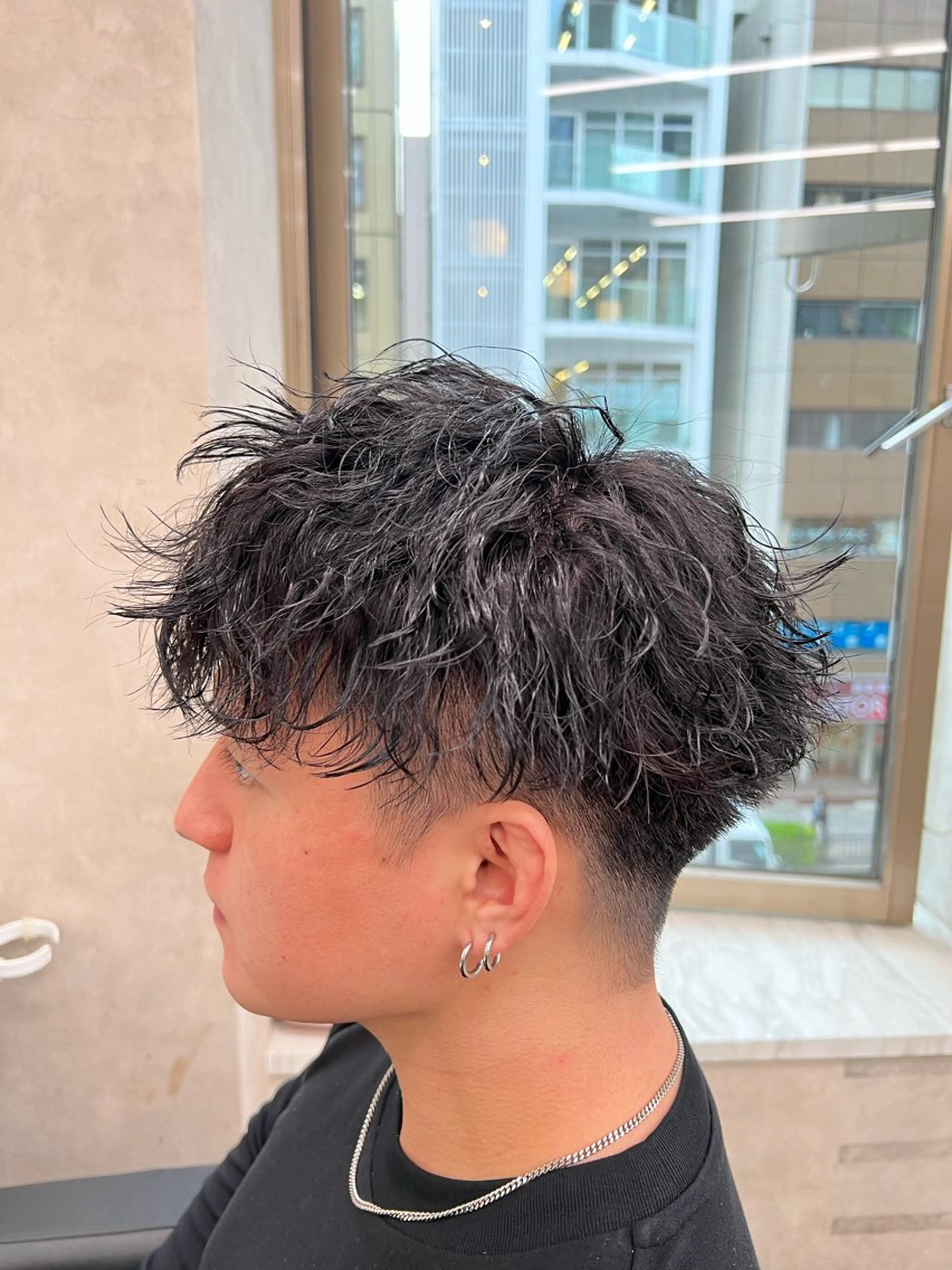 パーマ メンズ 韓国風艶髪🎀 暖色カラー🤍のヘアスタイル