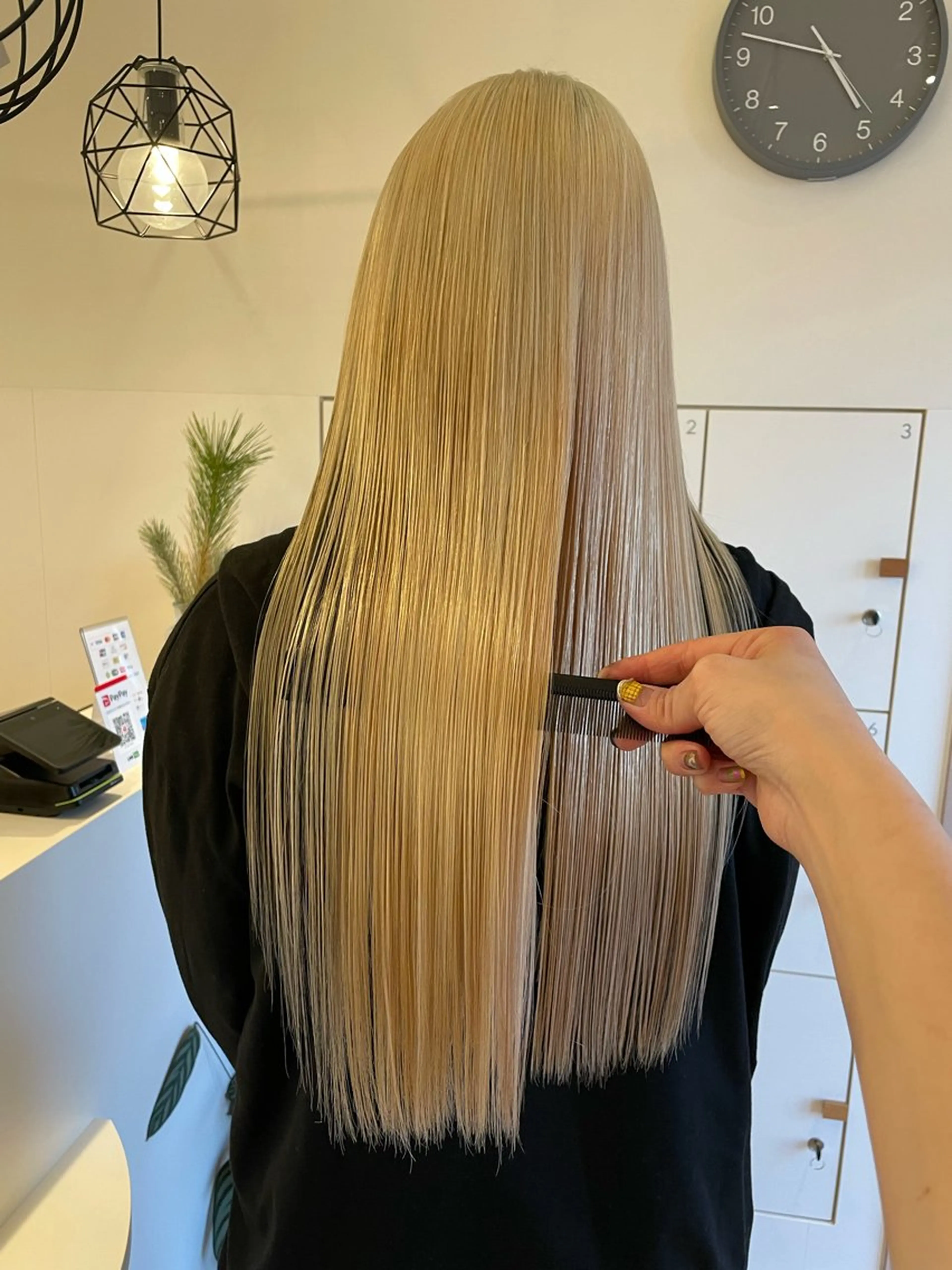 ロング カラー ハイトーンカラー ブリーチ👩‍🦳/ ‪✂︎MANAMIのヘアスタイル