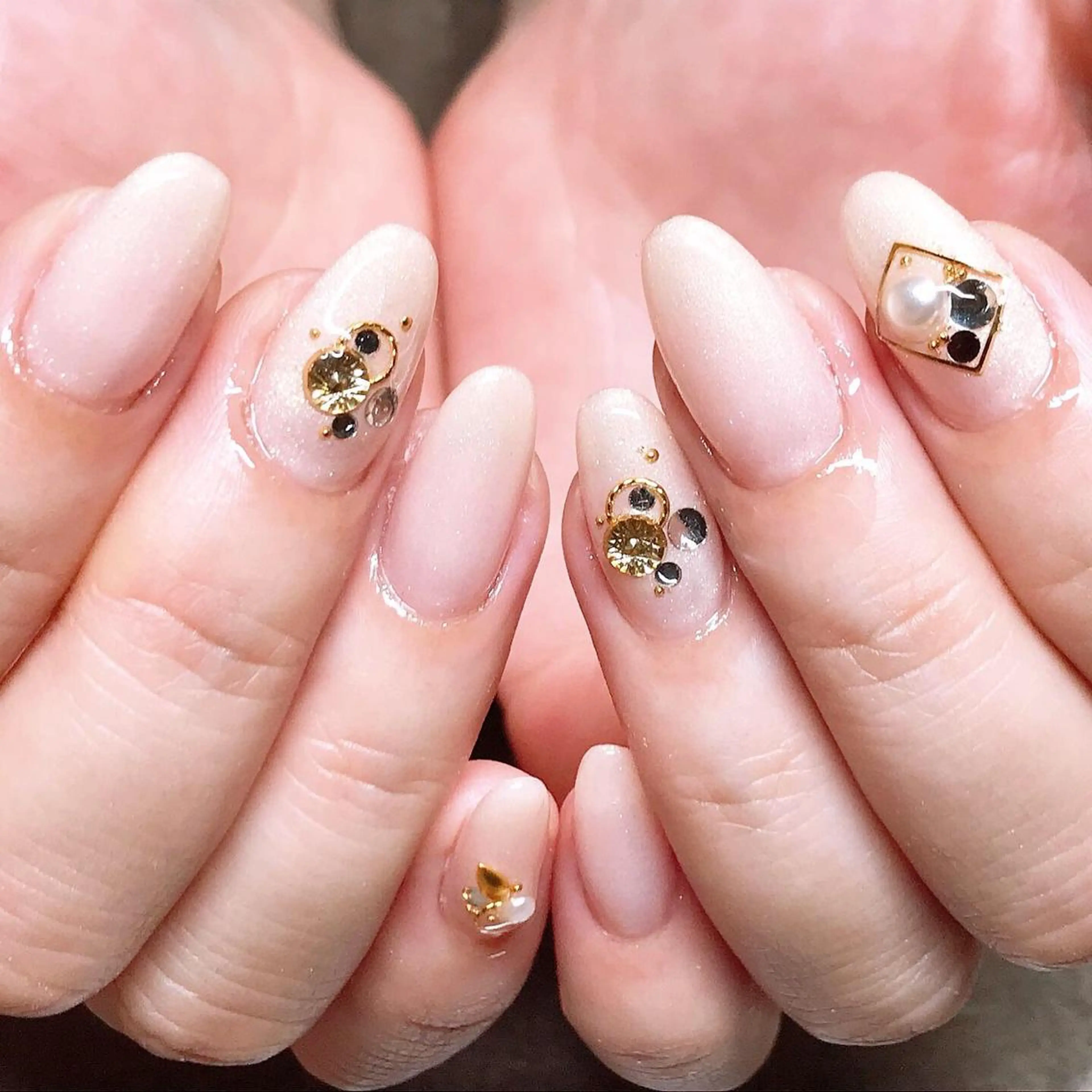 ネイル ハンドネイル Ｎail Ｓalon ertiのネイルデザイン