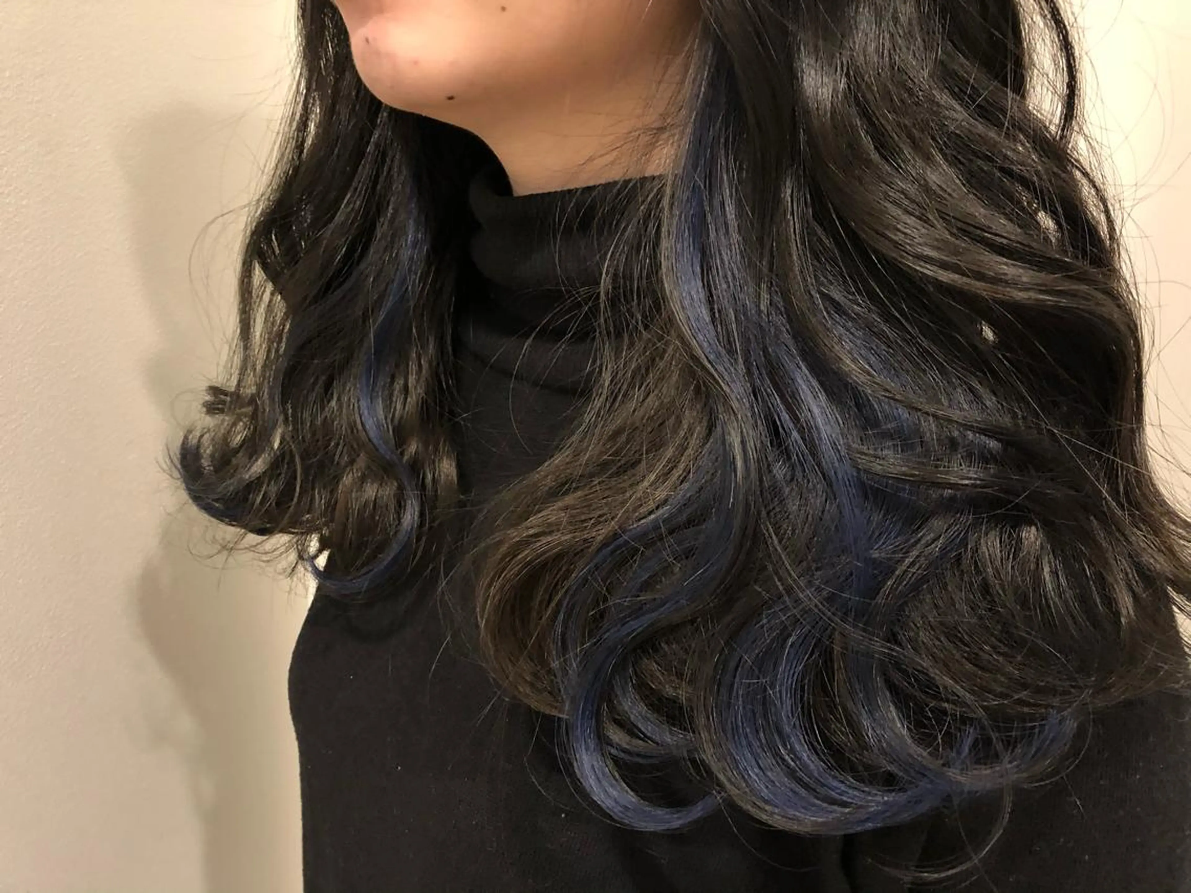 セミロング カラー シールエクステ バレイヤージュ ダブルカラー グラデーションカラー ハイライトカラー エクステ 🧡艶髪ちゅるん髪 🫧🧡YUKI❄️のヘアスタイル