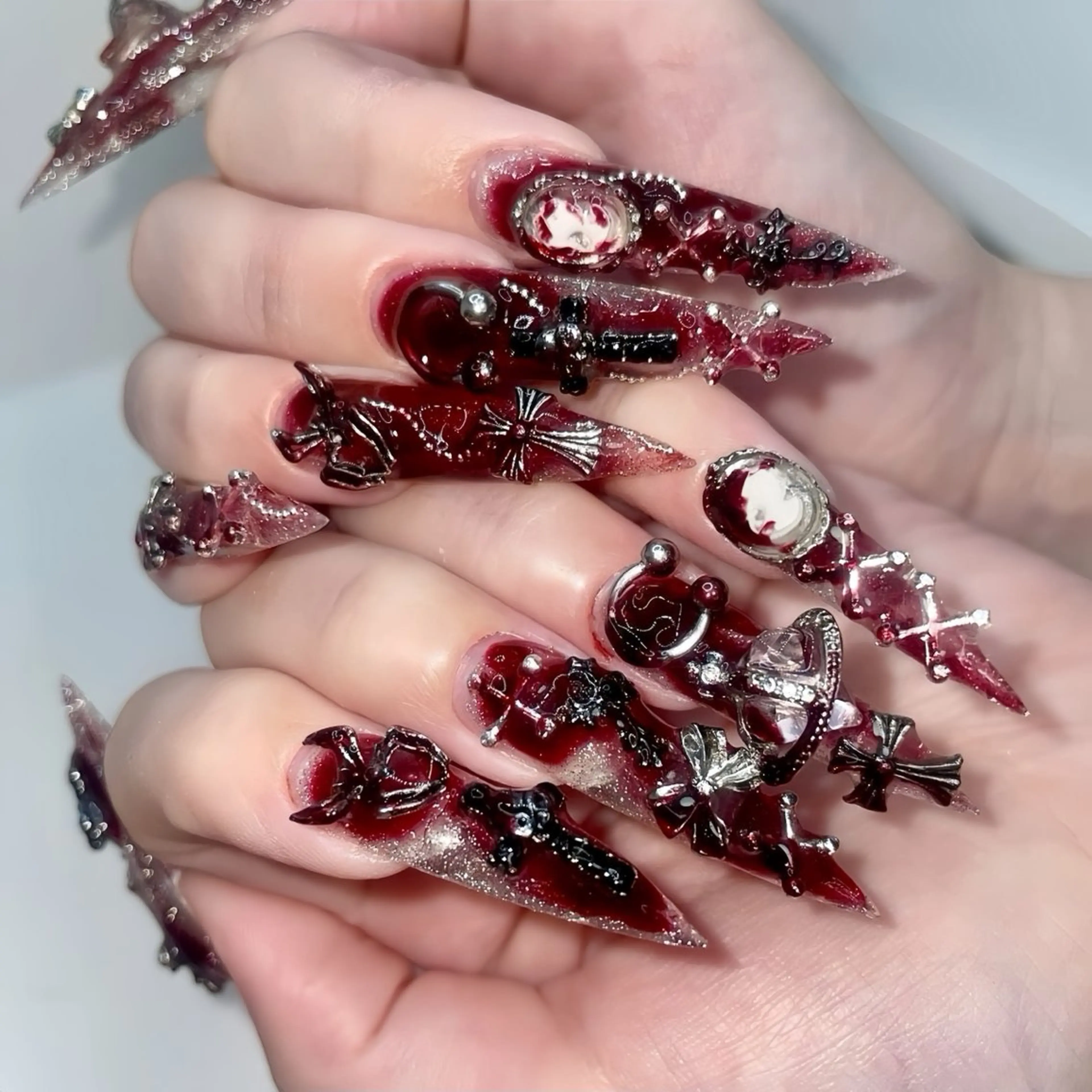ネイル アートネイル ハロウィン ロングネイル スカルプネイル ネイルチップ Rin Nail 新大久保店のネイルデザイン