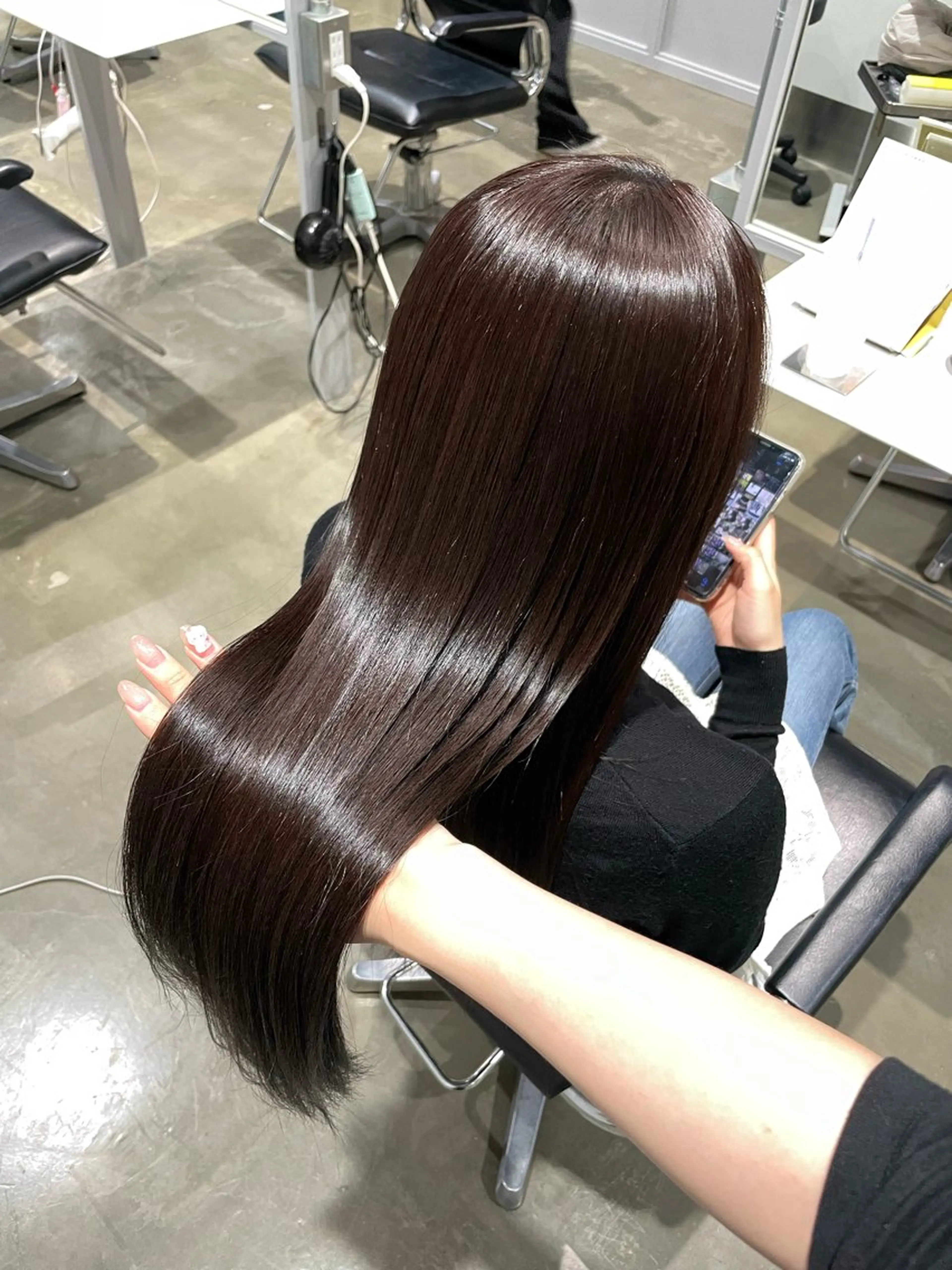 セミロング カラー Helena_ まひろのヘアスタイル