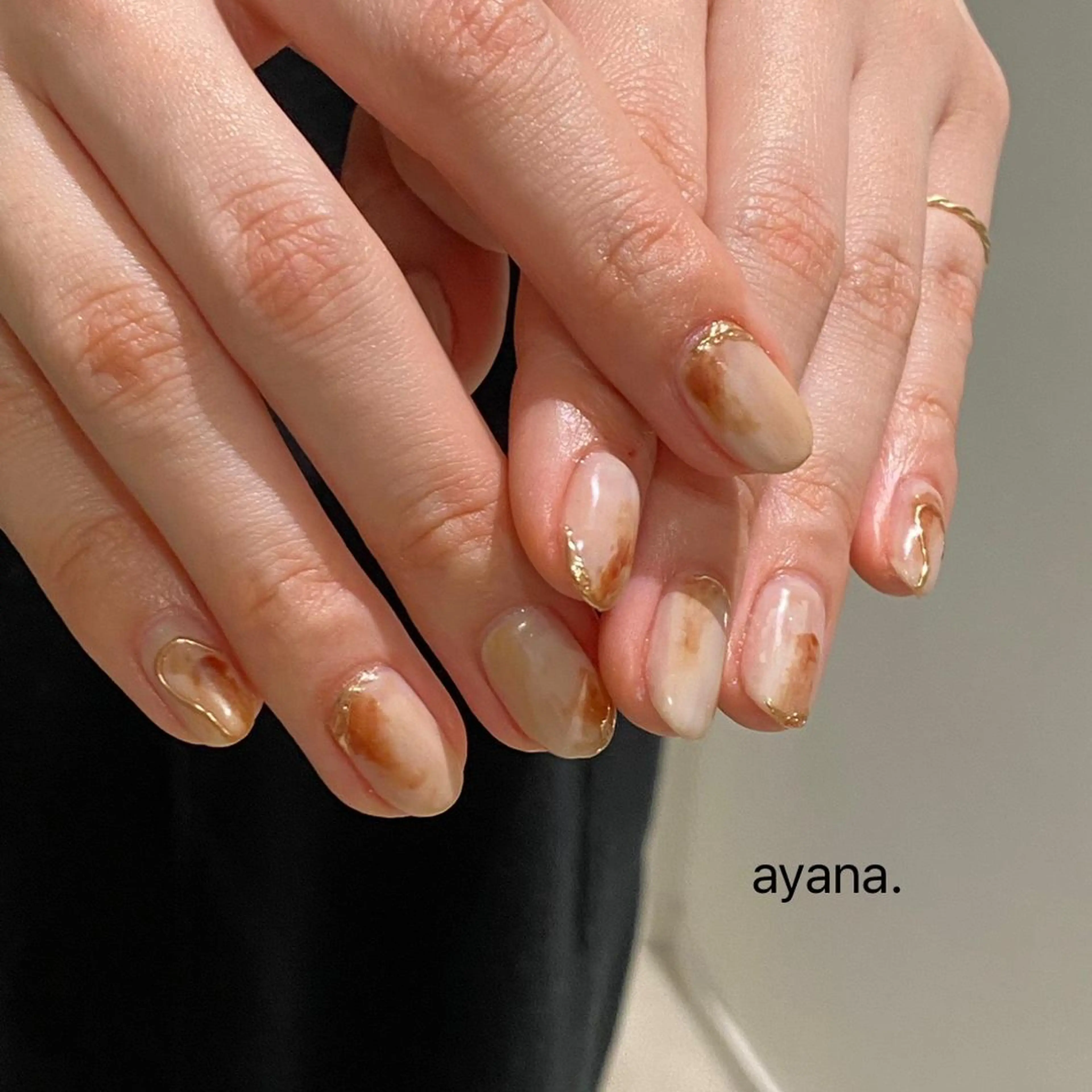 ネイル ブラウン ゴールド シンプルネイル バレンタイン ayana nails所属・nail salon ayanaのネイルデザイン