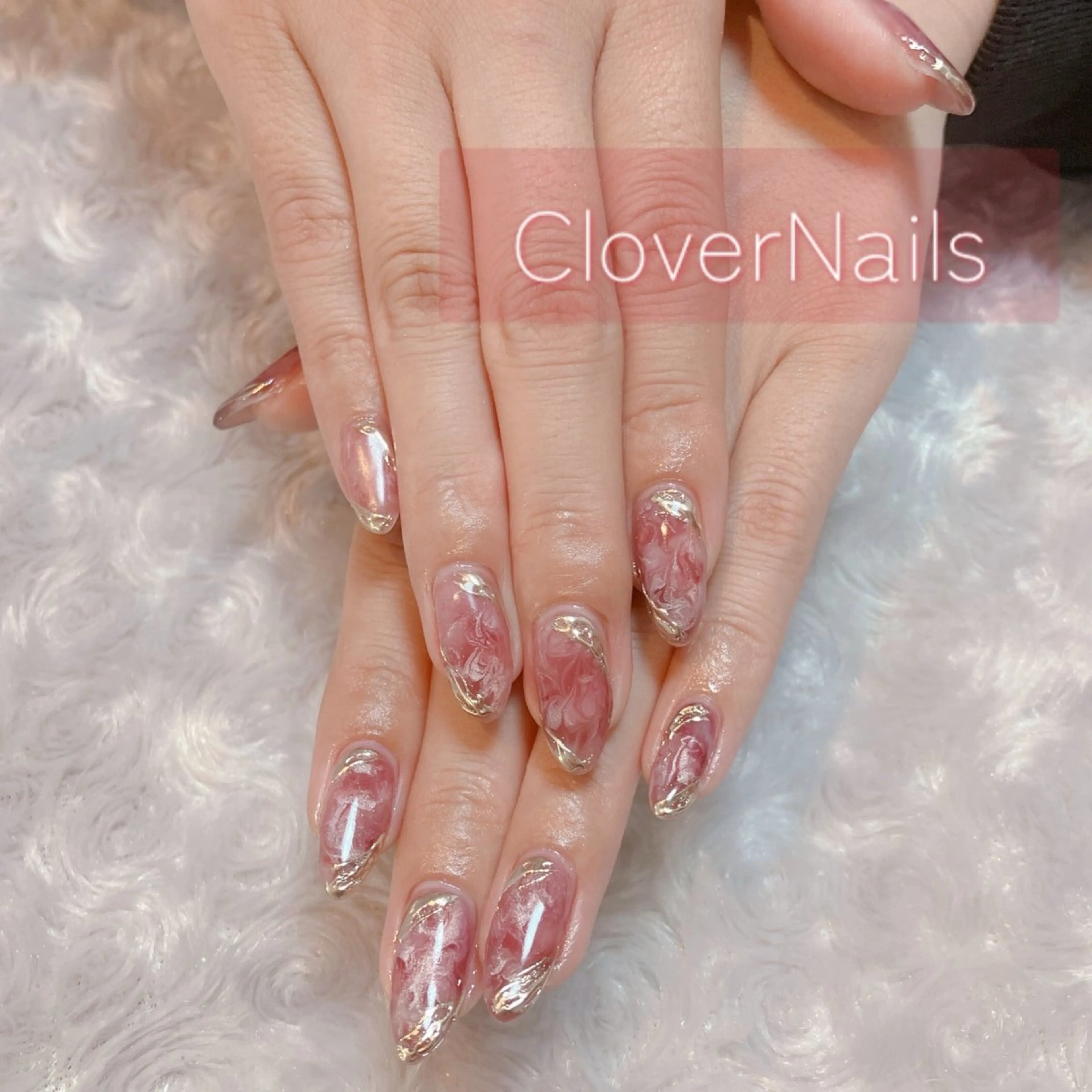 ネイル ブラウン ジェルネイル ラメ(グリッター) マグネットネイル 大理石ネイル(マーブル) ハンドネイル 自宅ネイルサロン クロバーネイルのネイルデザイン