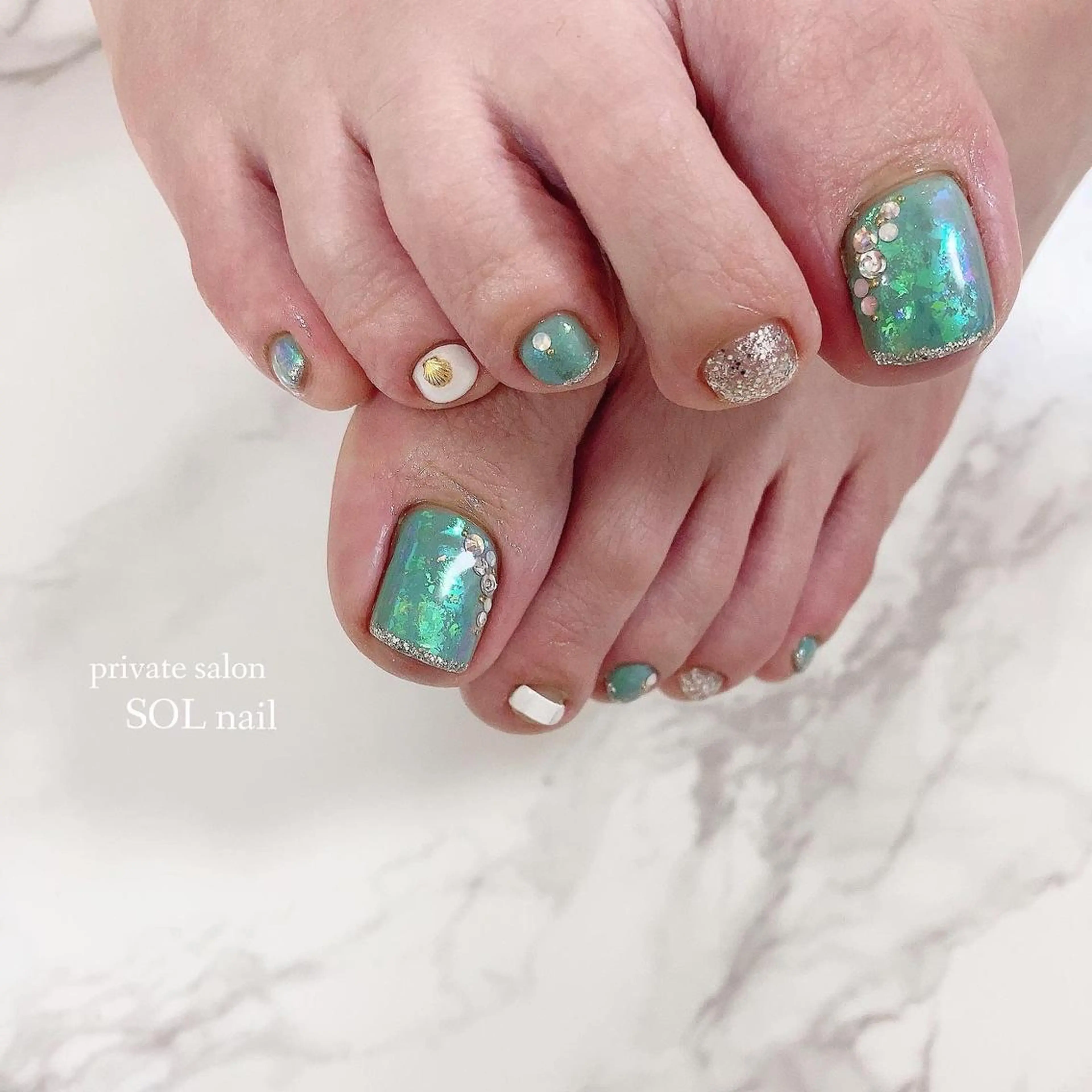 ネイル フットネイル SOL NAILのネイルデザイン