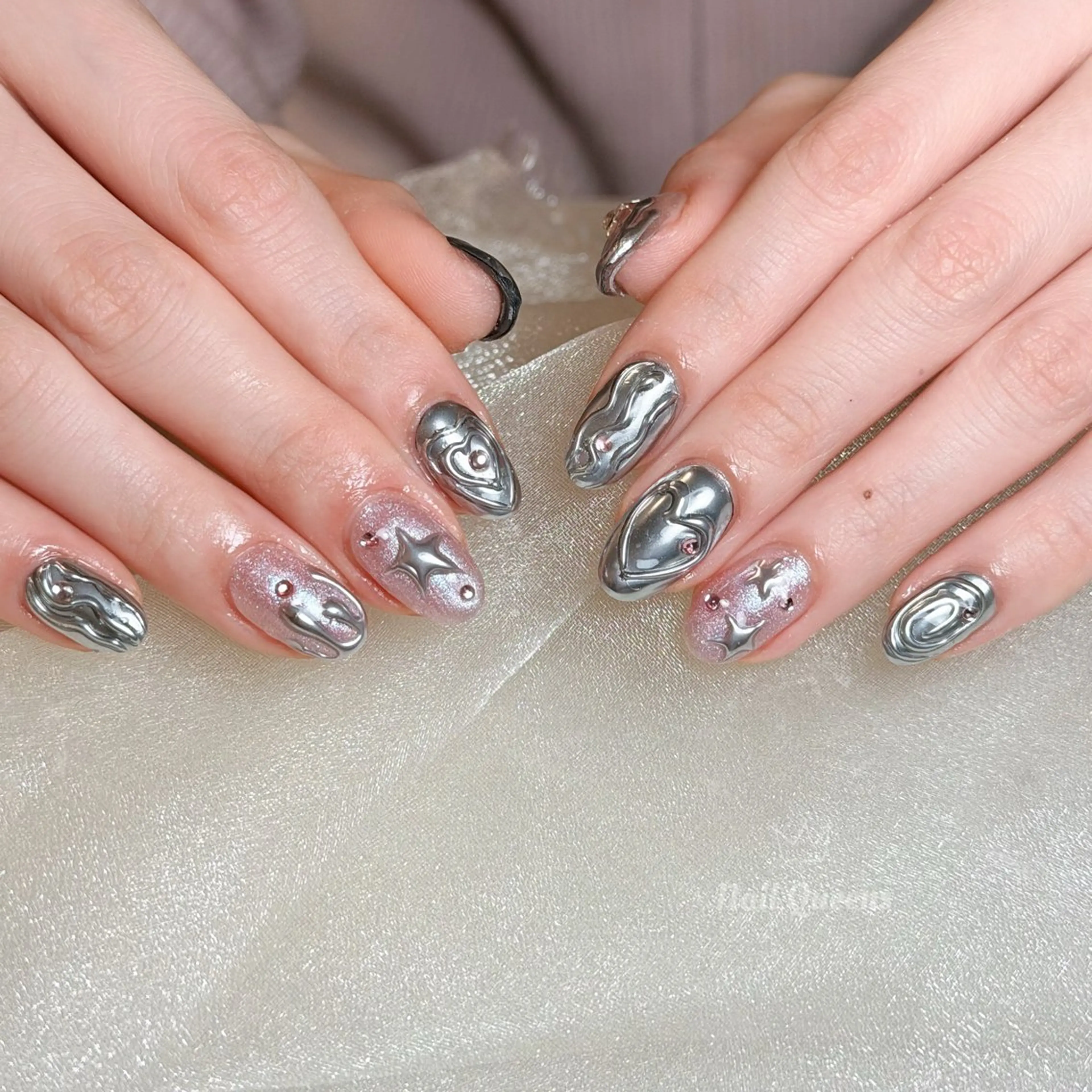 ネイル ハンドネイル ハンドケア ネイル👑クイーンズ NailQueensのネイルデザイン