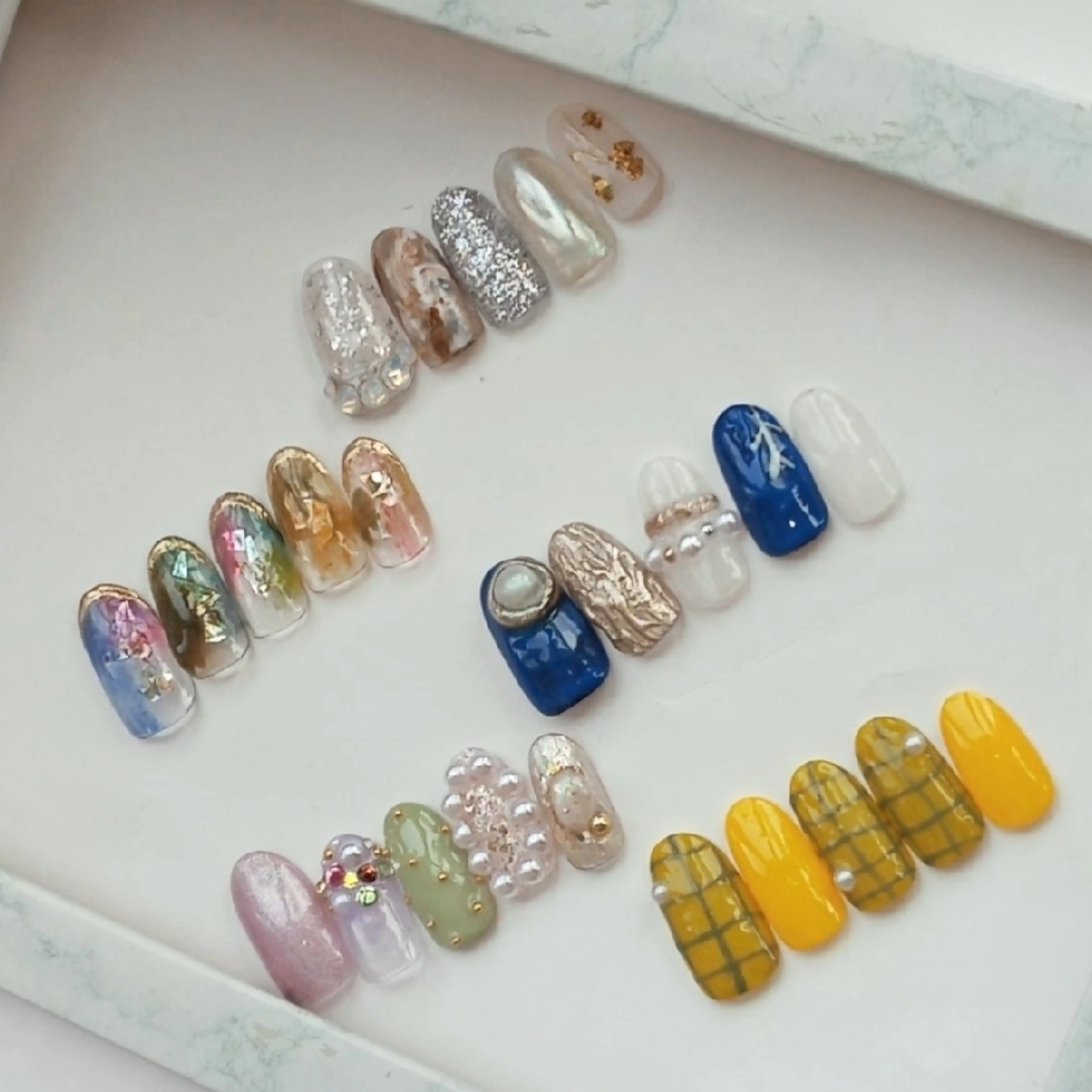 ネイル オーロラネイル フレンチネイル ミラーネイル ニュアンスネイル 夏ネイル ハンドネイル felicita fumi♡のネイルデザイン