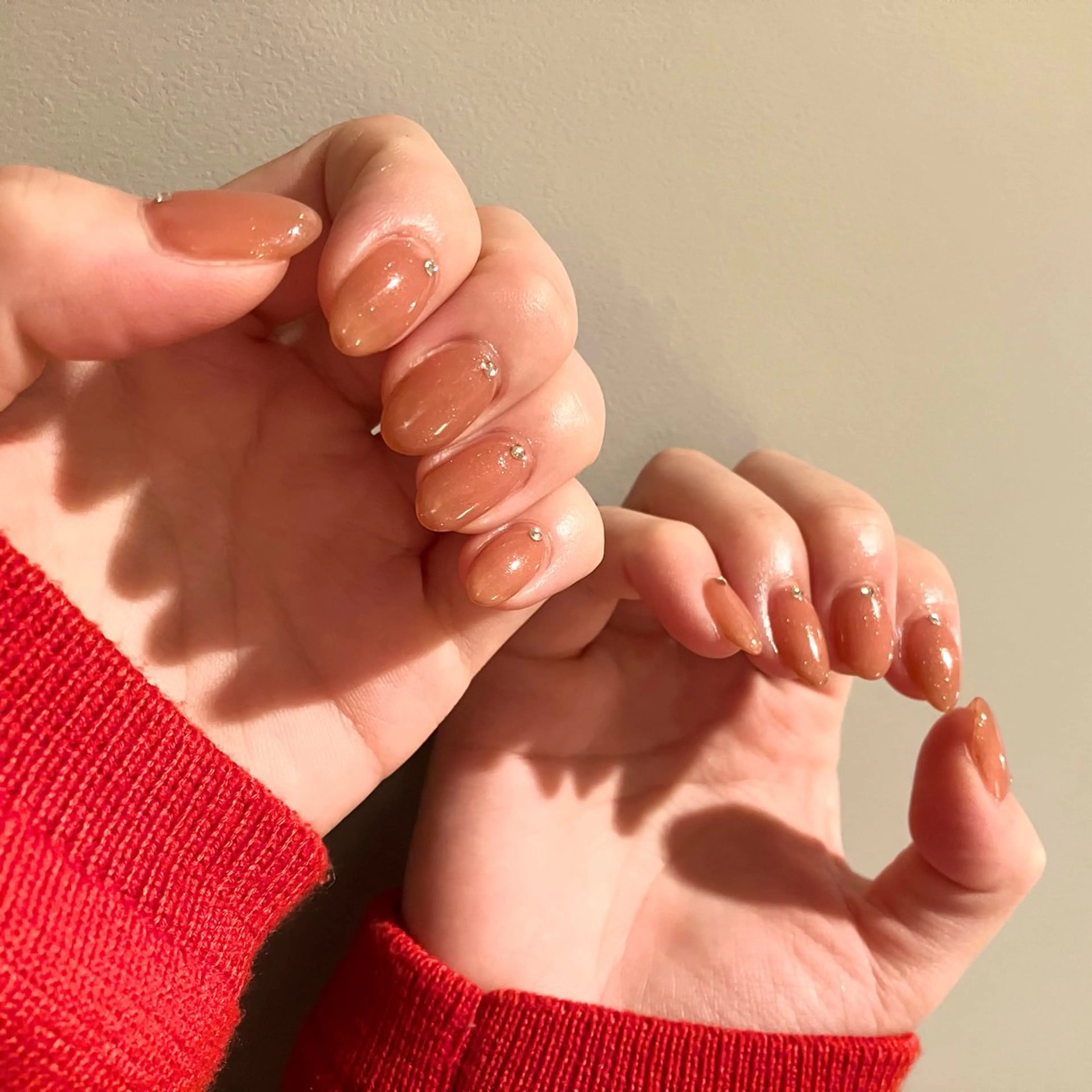 ネイル ストーンネイル ハンドネイル ウシク ミユキのネイルデザイン