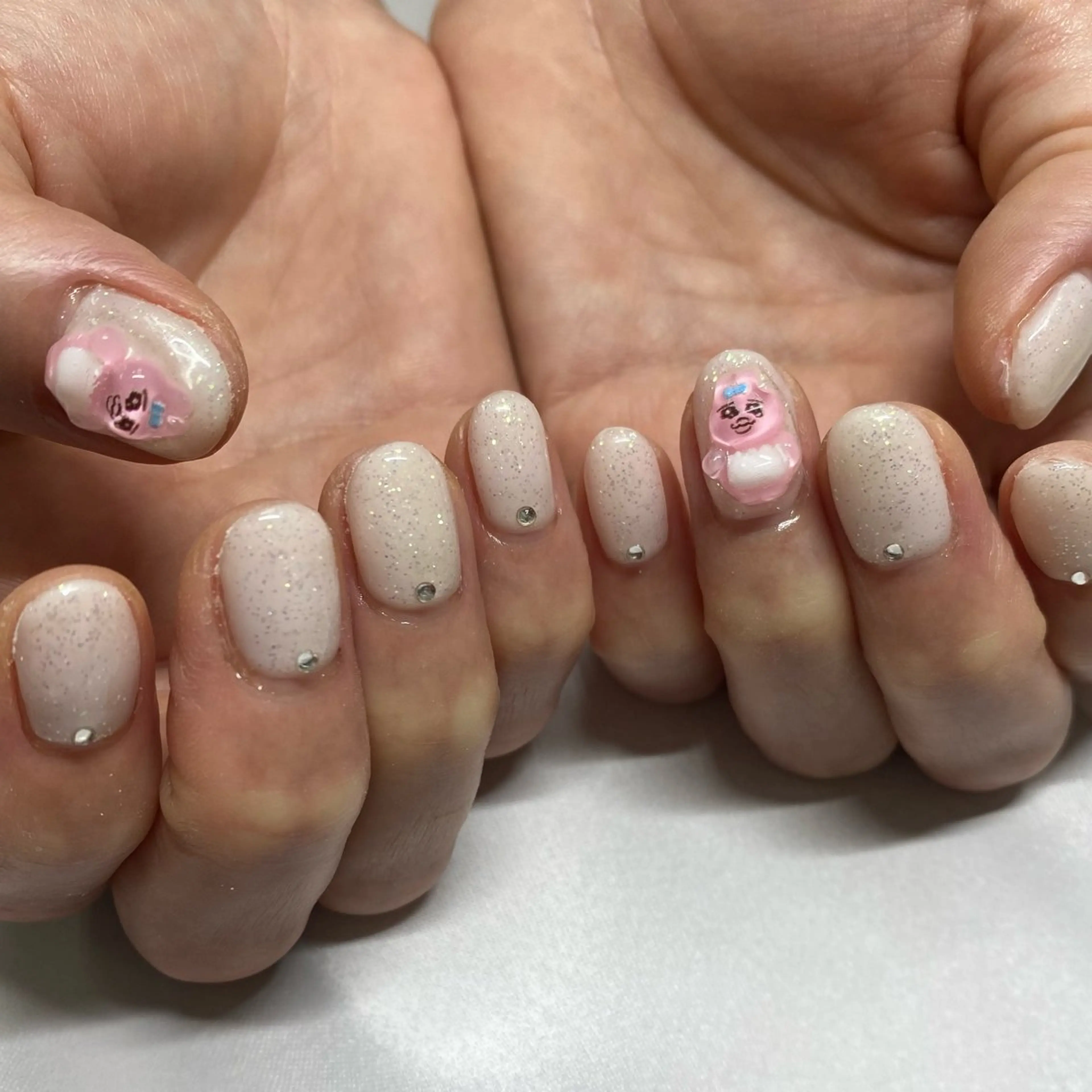 ネイル ラメ(グリッター) ハンドネイル ハンドケア RaLa（ネイル&アイラッシュ）所属・🫧RaLa ⭐︎AYAKA🫧のネイルデザイン