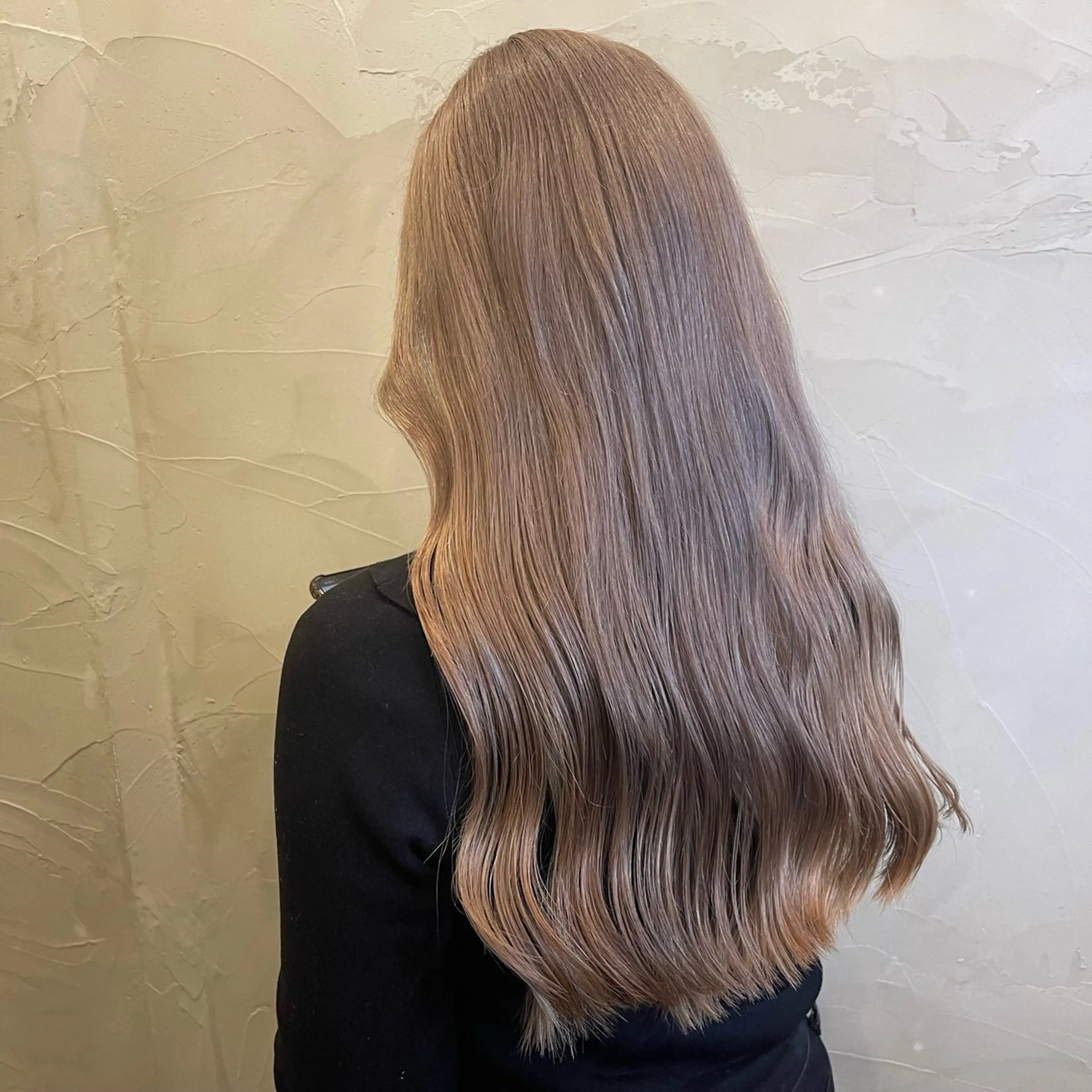 ロング 河部 真子のヘアスタイル