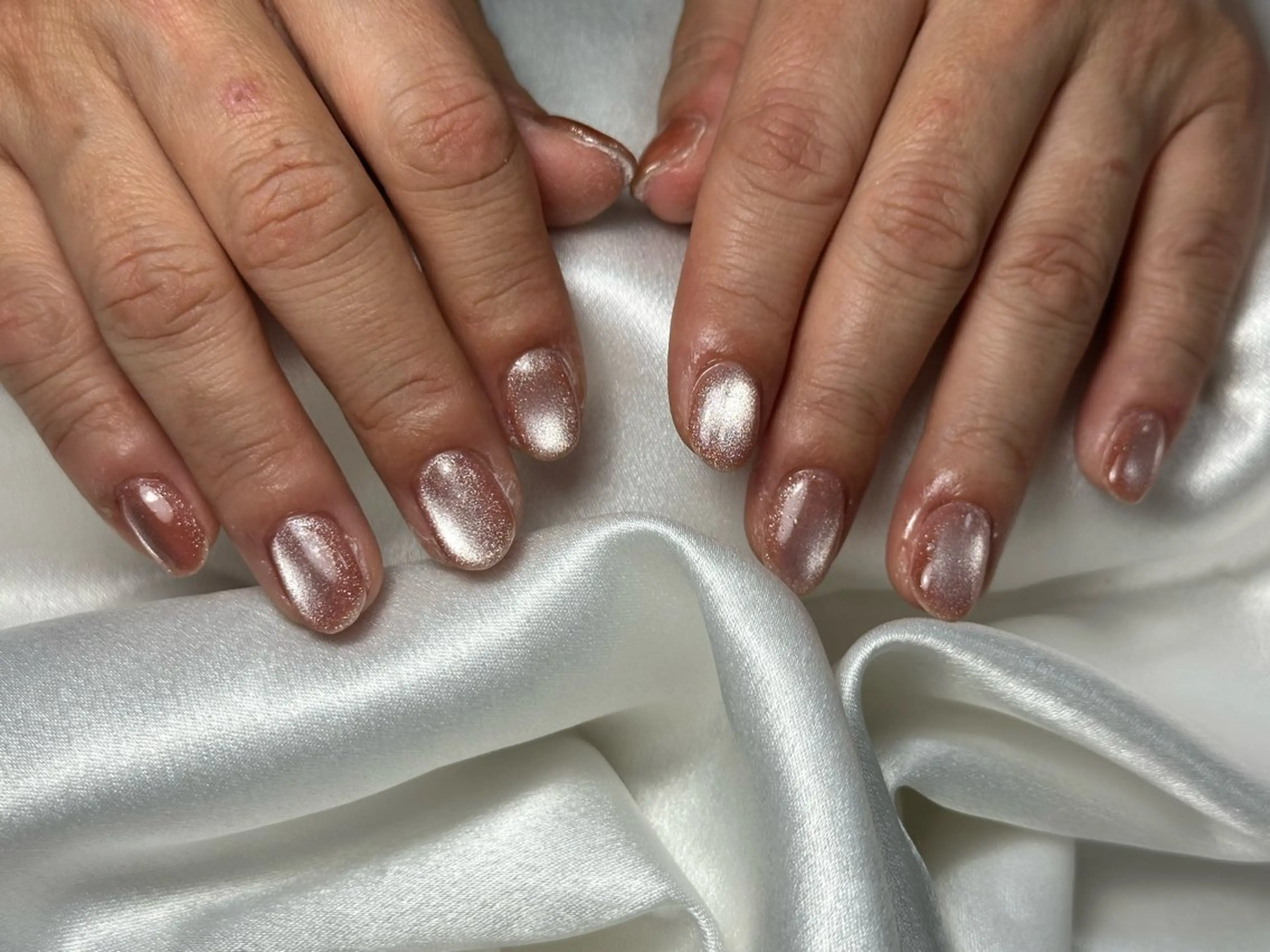 ネイル オーロラネイル 桜ネイル フラワーネイル フットネイル フレンチネイル ハンドネイル kiki nail たまプラーザのネイルデザイン