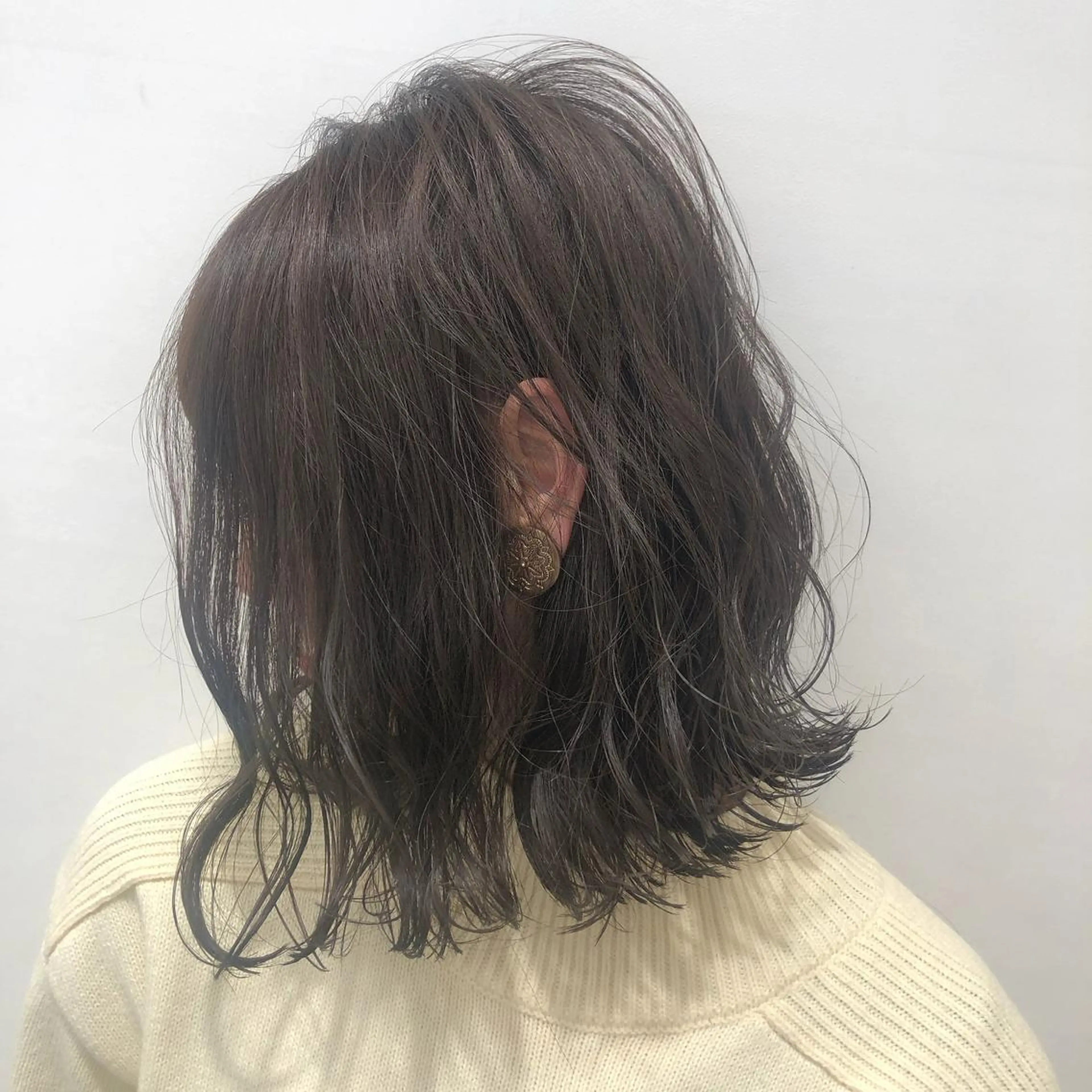 ショート カラー ヘアアレンジ ダークグレー ダークグレージュ グレージュ 美髪矯正/透明感カラ ー🫧YUUKI🫧のヘアスタイル