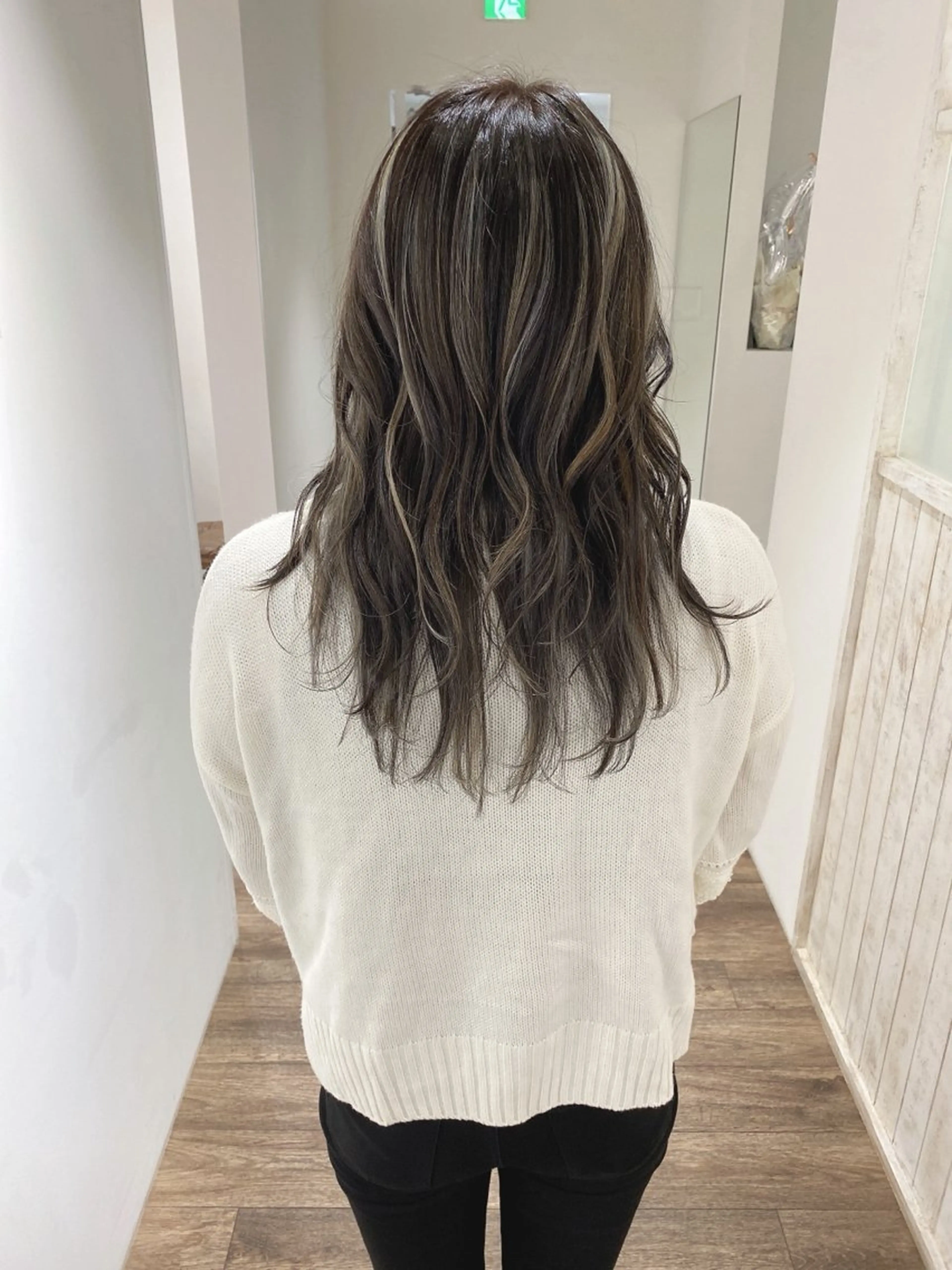 セミロング カラー ヘアカラー トリートメント ハイライト⭐️上野 高広のヘアスタイル