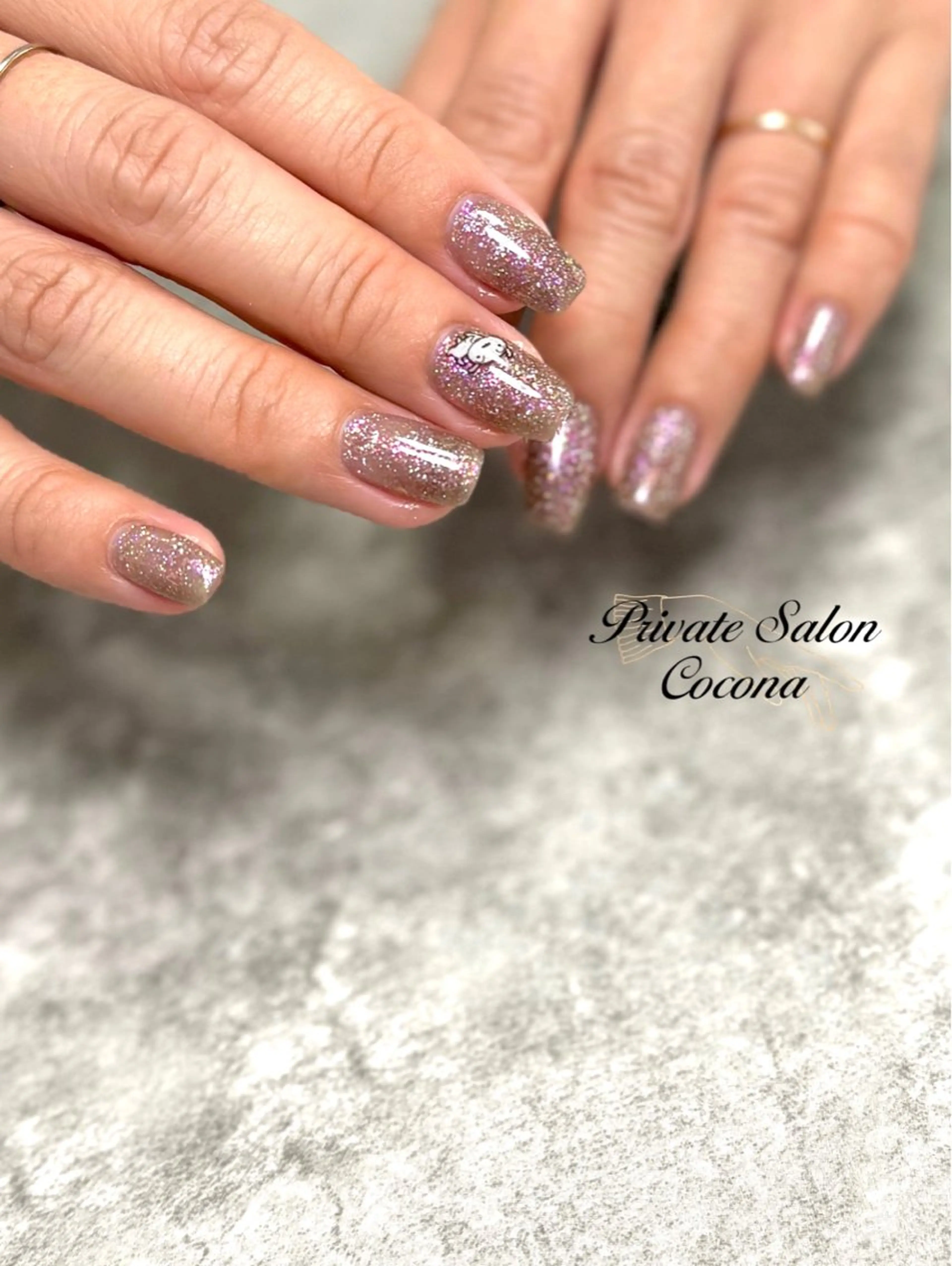 ネイル ラメ(グリッター) ワンカラーネイル ハンドネイル プライベートサロン nailcoconaのネイルデザイン